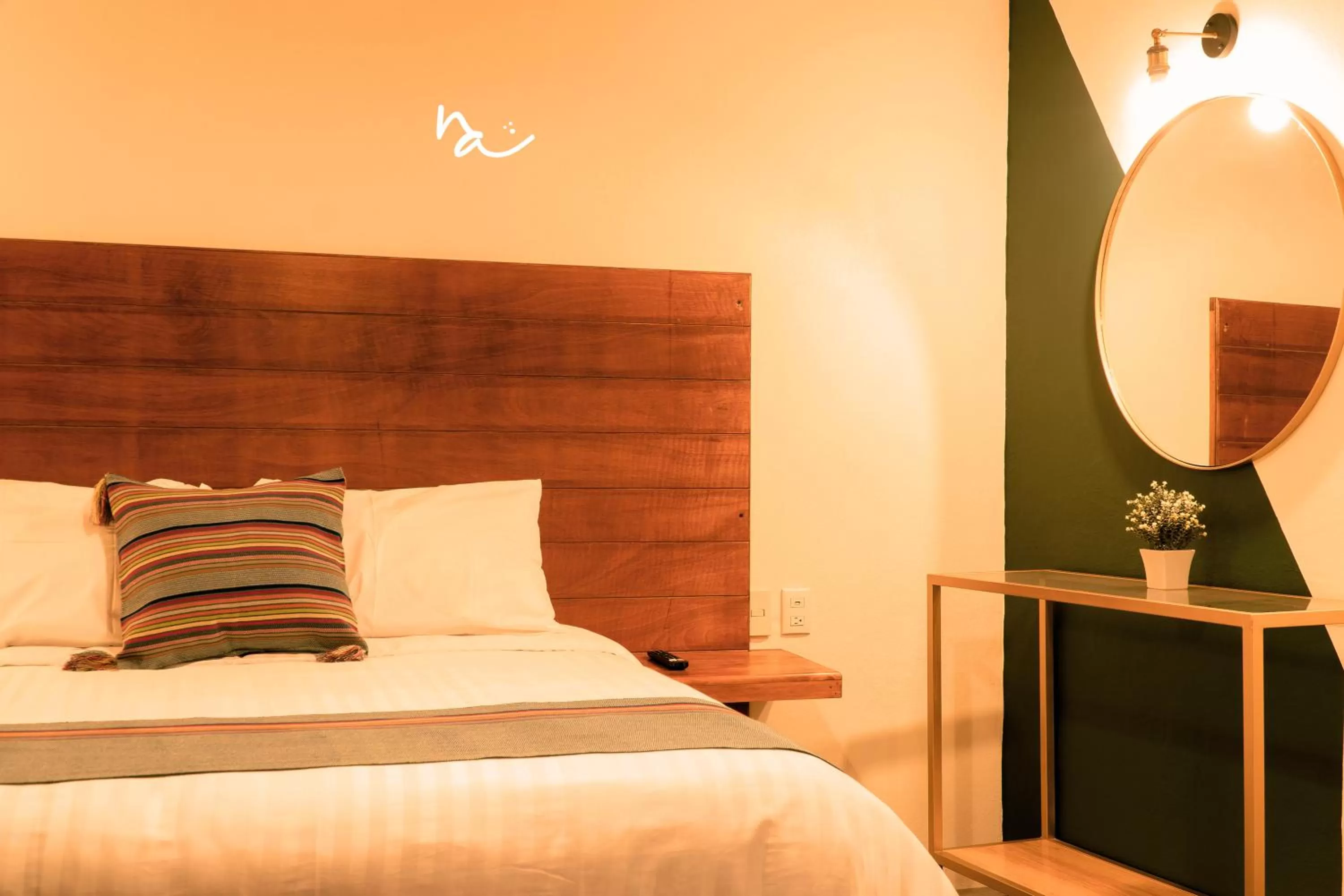 Property building, Bed in Na Hotel