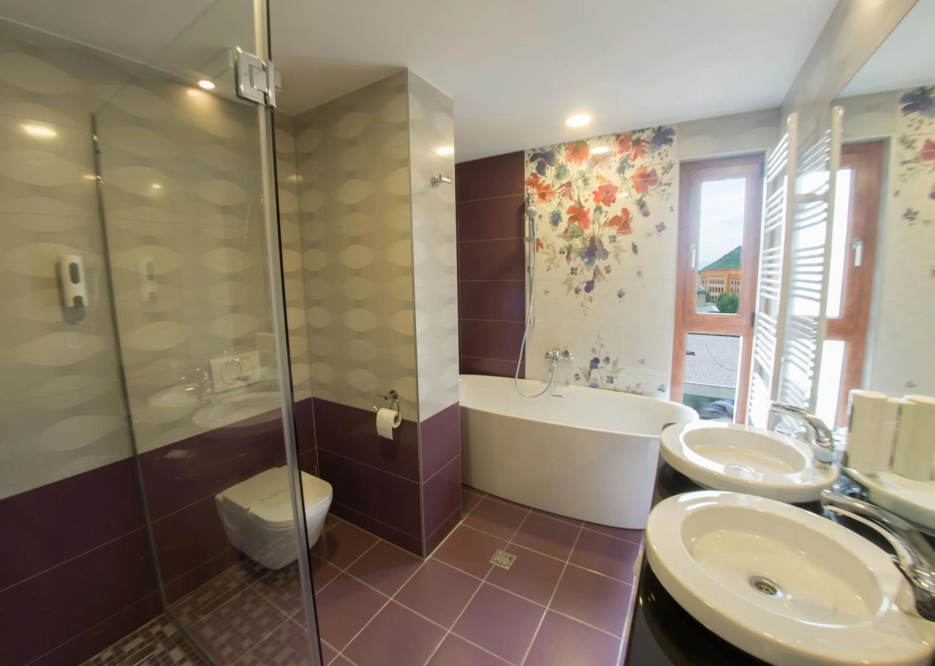 Shower in Hotel Mostar