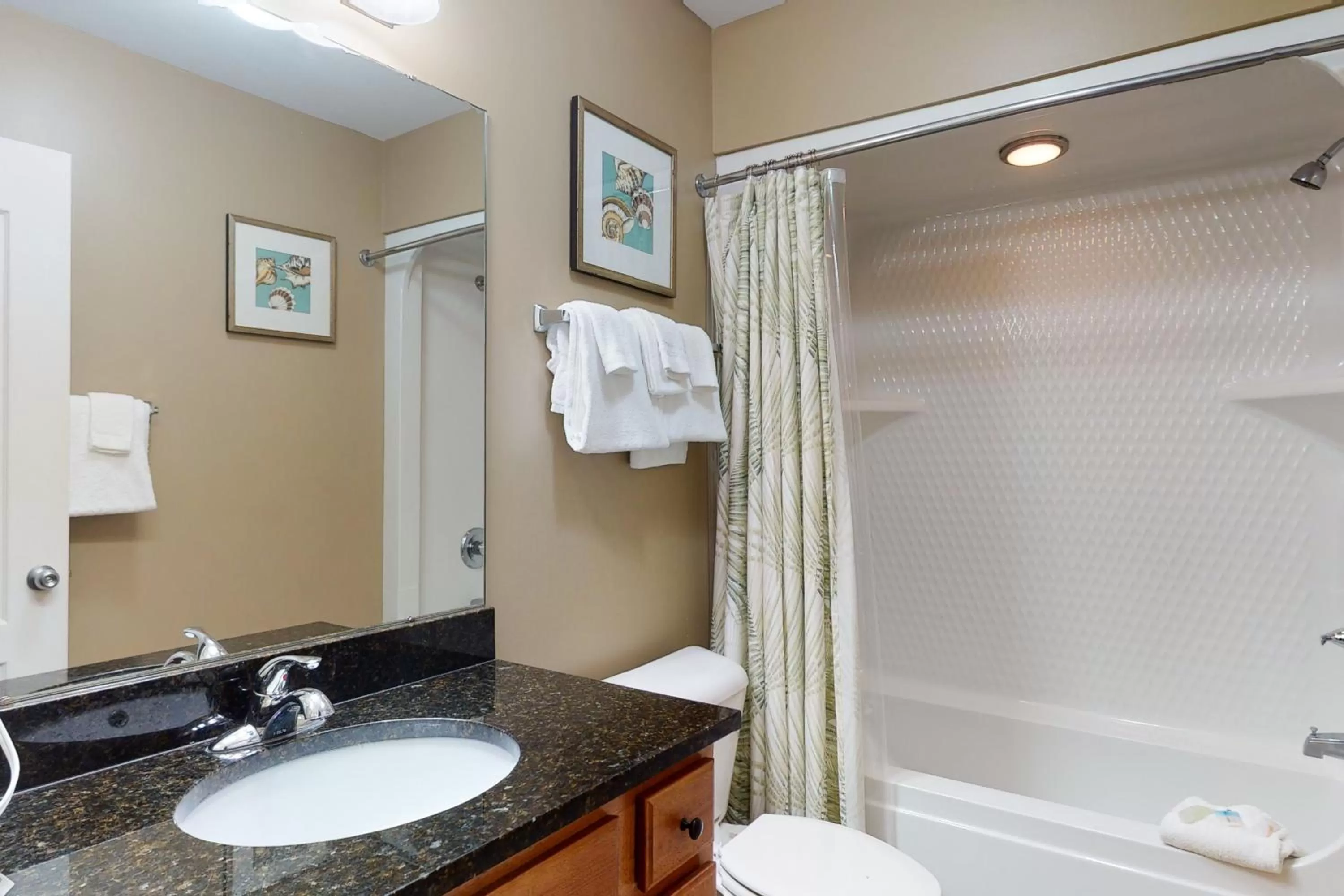 Bathroom in Phoenix West II #1916