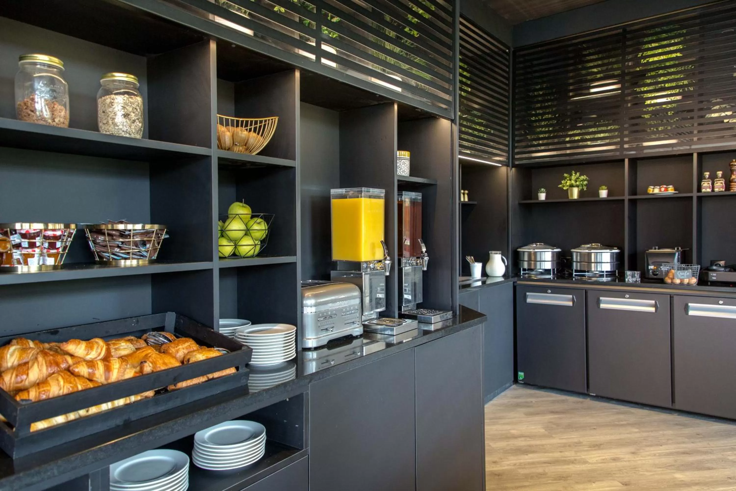 Buffet breakfast in Mercure Hyères Centre Côte d'Azur