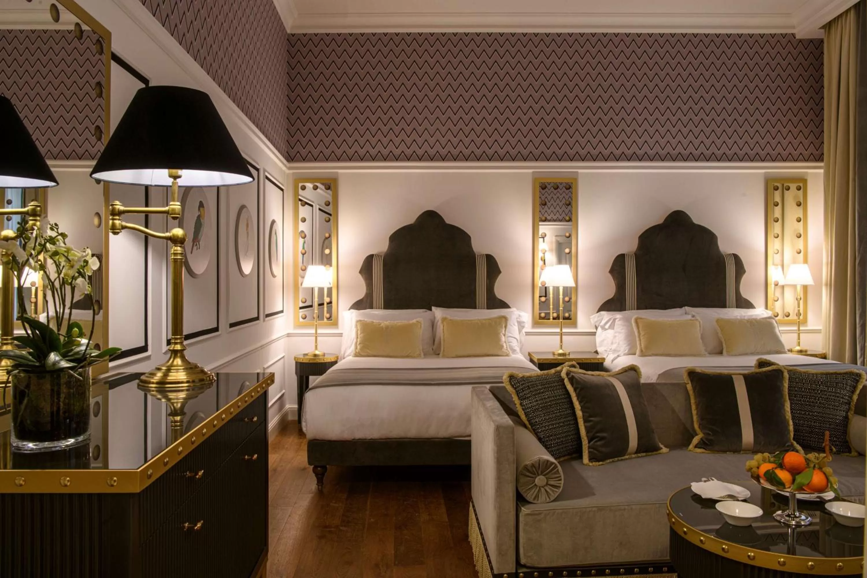 Photo of the whole room, Bed in IL Tornabuoni The Unbound Collection by Hyatt