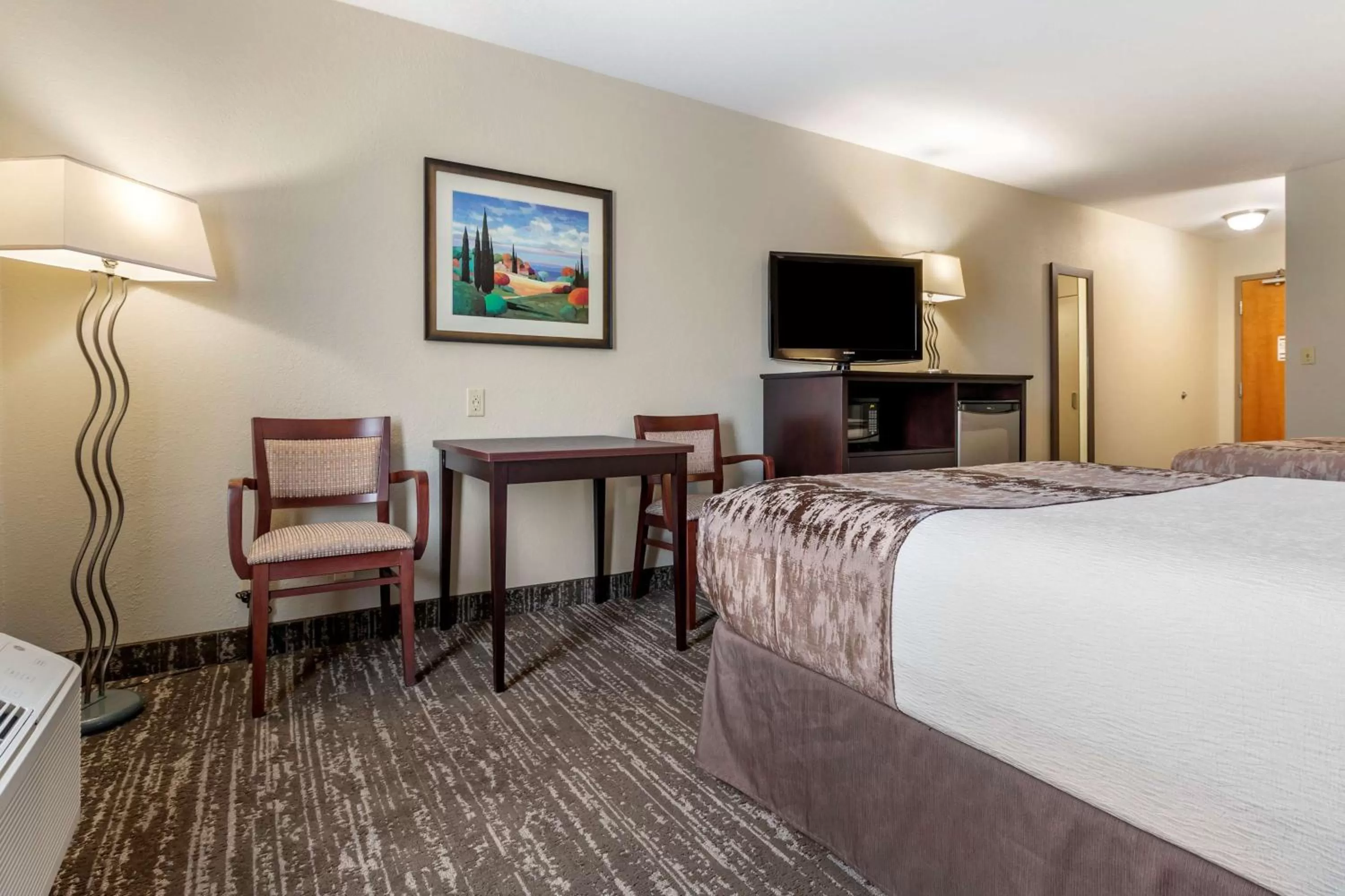 Queen Room with Two Queen Beds - Non-Smoking in Best Western Plus Pembina Inn & Suites