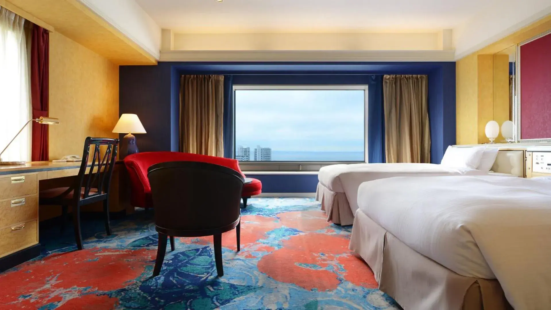 Superior Corner Twin Room - single occupancy - Non-Smoking in Hotel New Otani Makuhari Superior Corner Twin Room - single occupancy - Non-Smoking in Hotel New Otani Makuhari