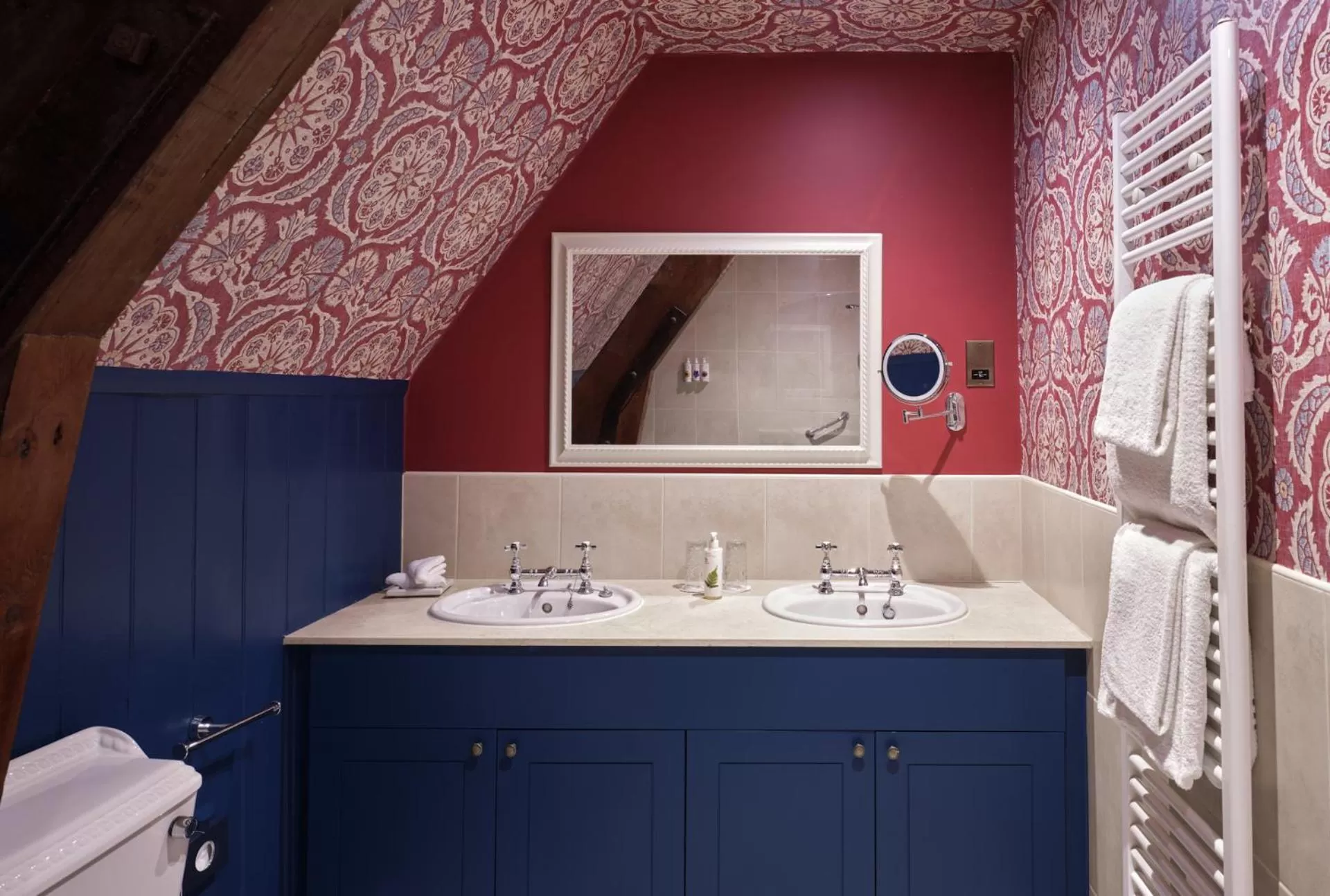 Bathroom in Old Bell Hotel