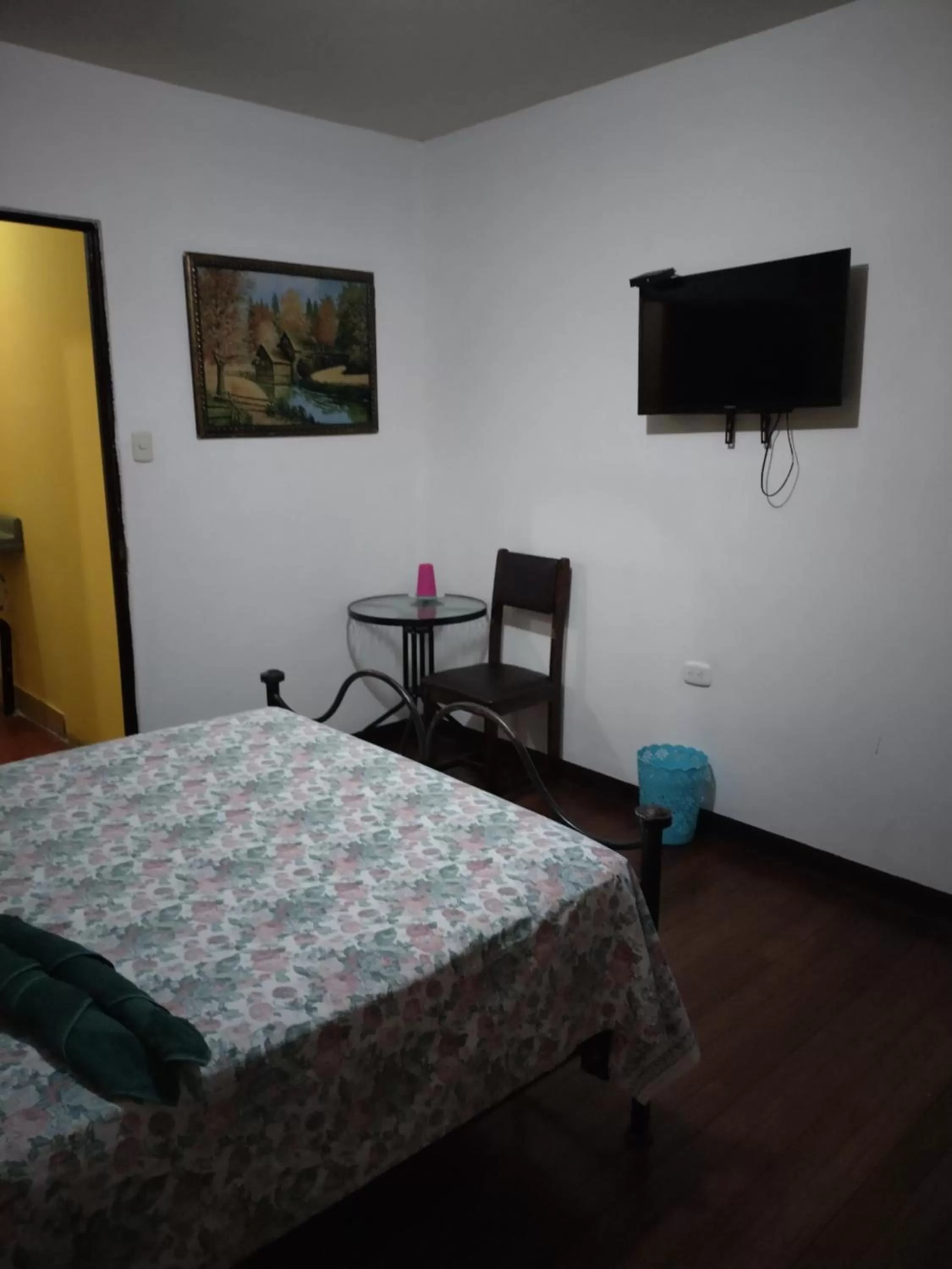 Bed in Hotel Trianon