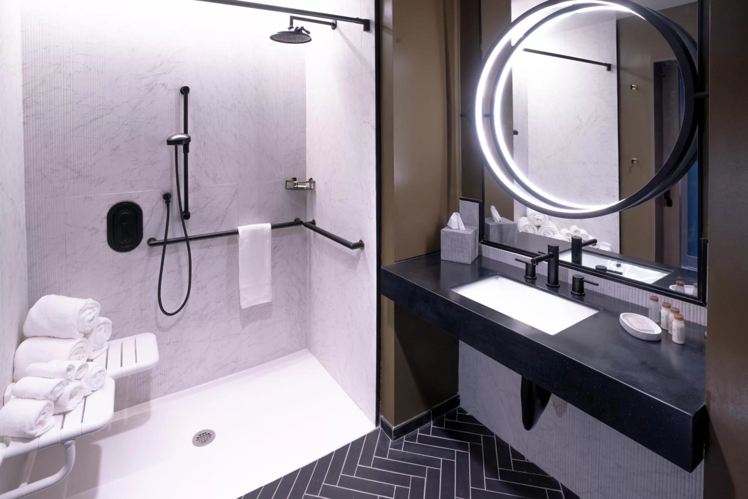 Bathroom in Hotel Indigo - Columbus at Riverfront Place by IHG