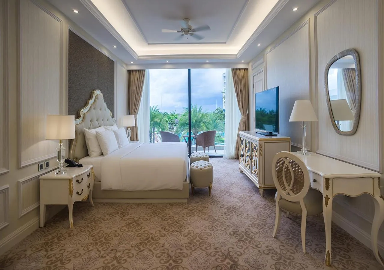 Photo of the whole room, Bed in Radisson Blu Resort Phu Quoc