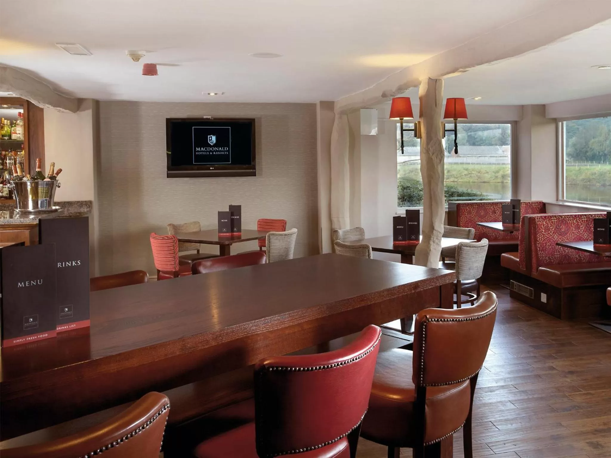 TV and multimedia in Macdonald Tickled Trout Hotel