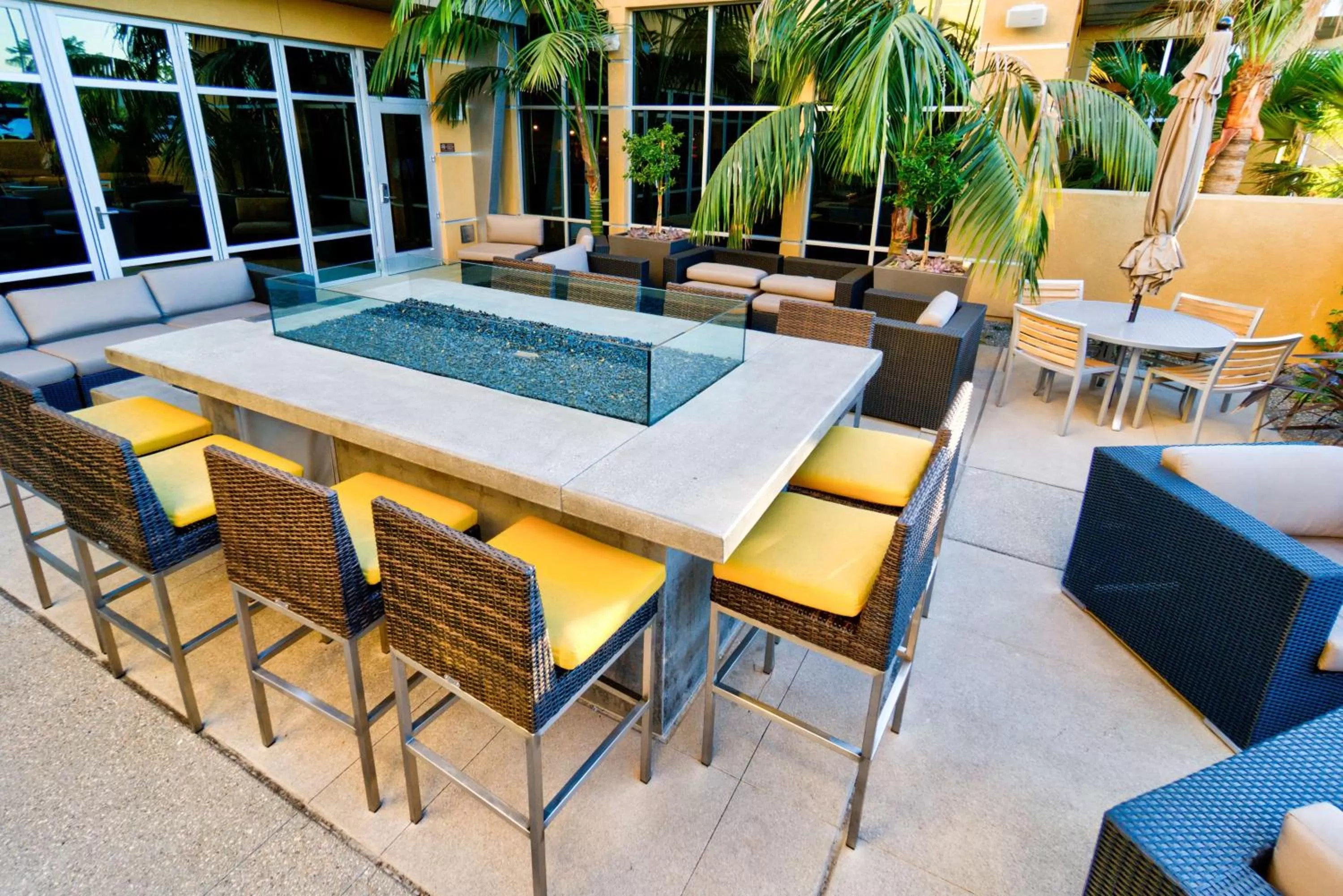 Patio in Hilton Garden Inn Santa Barbara/Goleta