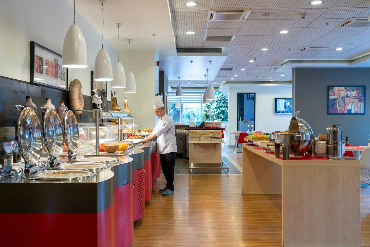 Staff in Ibis Izmir Alsancak