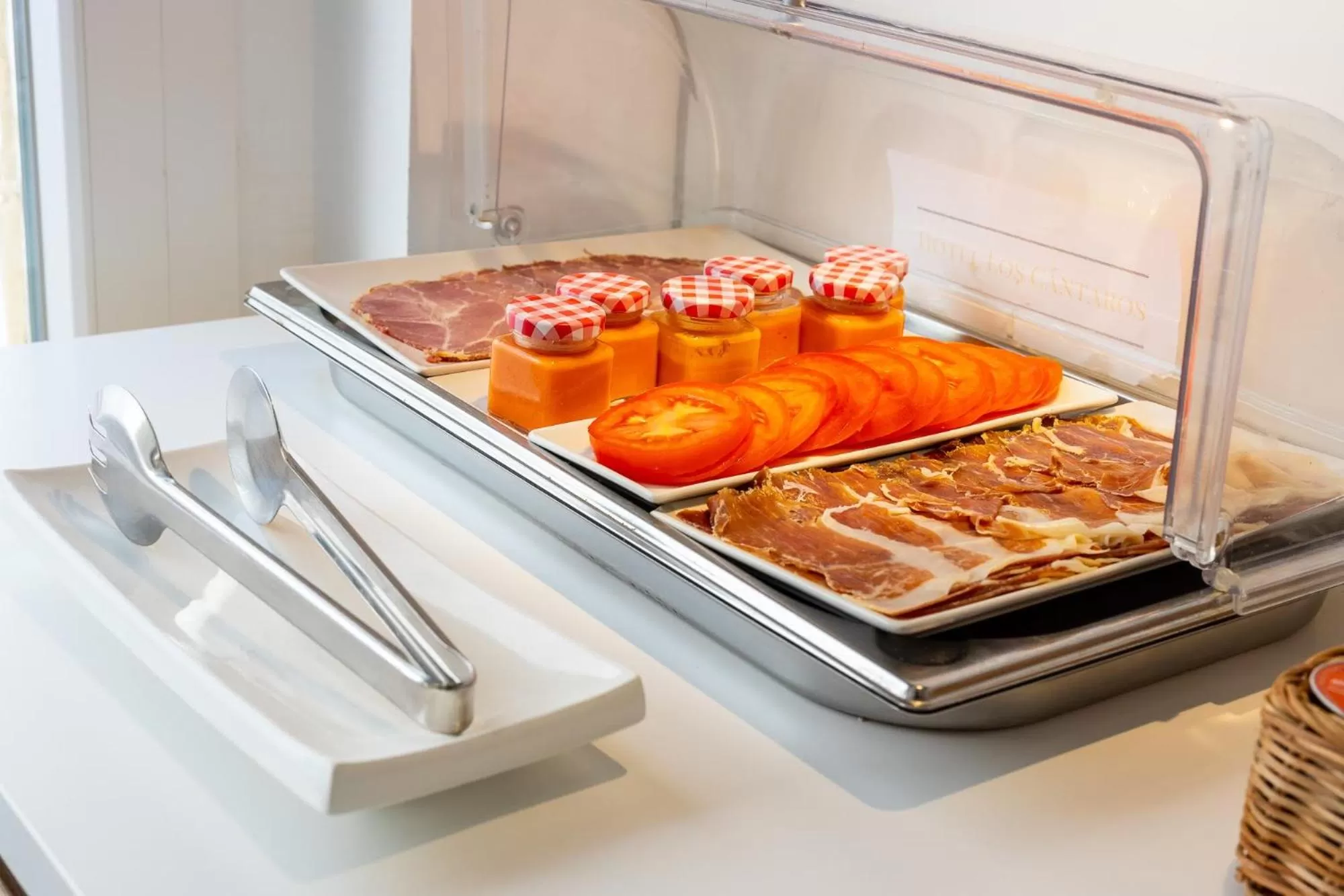 Buffet breakfast in Los Cantaros