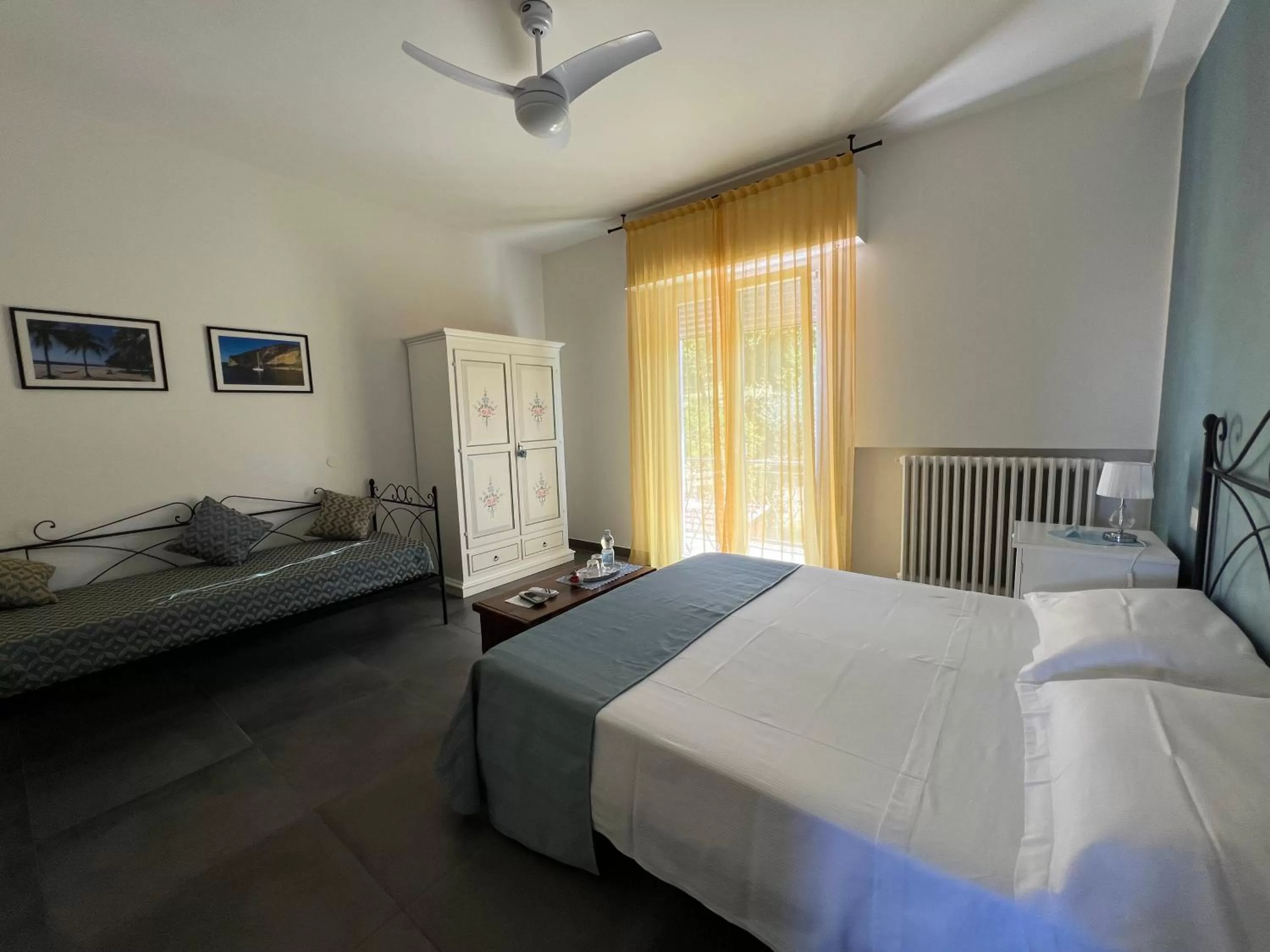 Bedroom, Bed in Antica Fonte holiday home