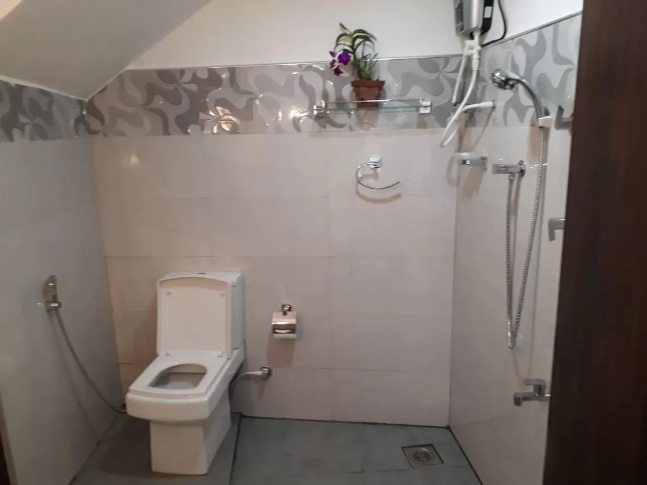 Bathroom in Turtle Reef Guest