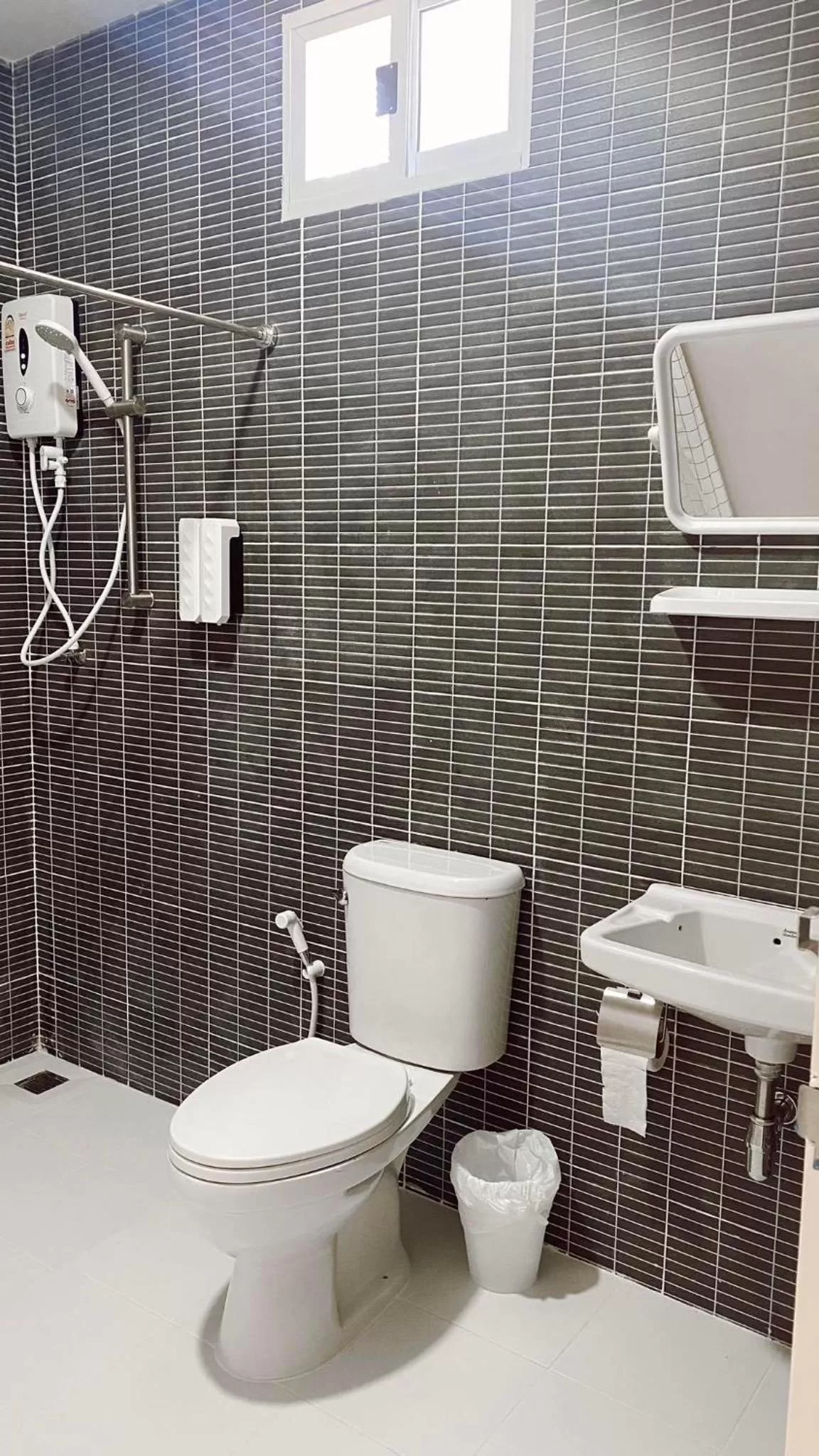 Bathroom in Juni House Chumphon