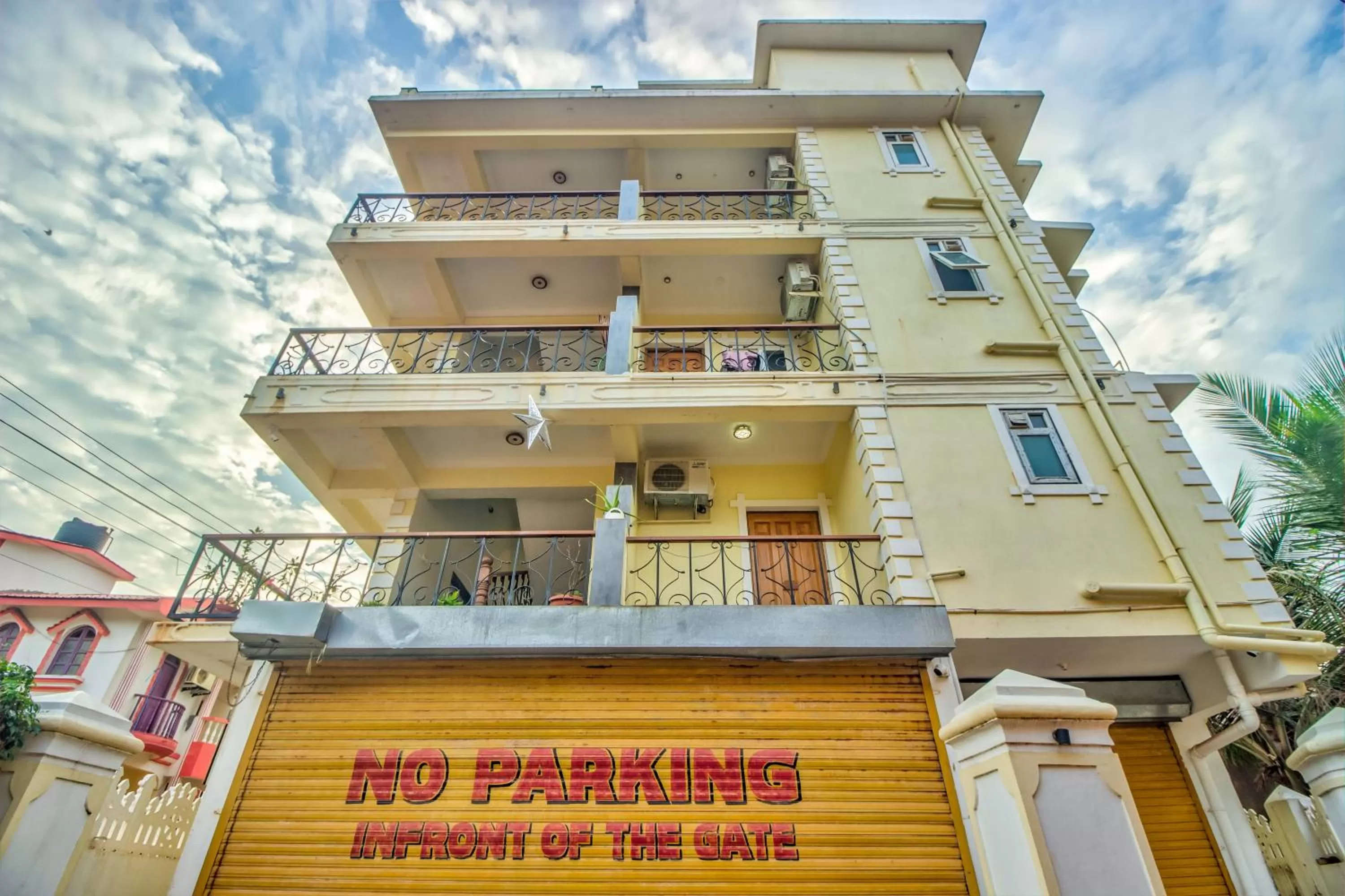 Property Building in Hotel Baga Pescador