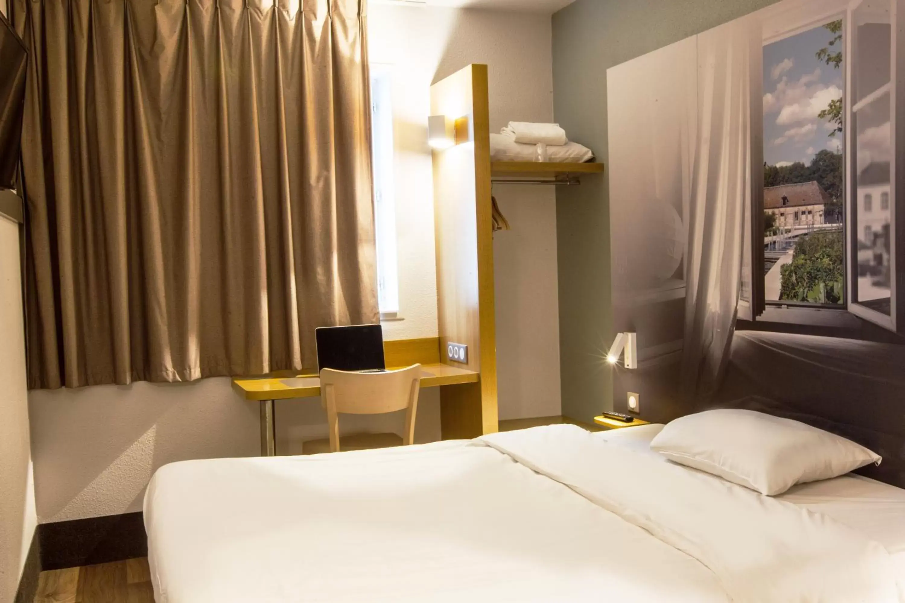 Double Room in B&B HOTEL Troyes Saint-Parres-aux-Tertres Double Room in B&B HOTEL Troyes Saint-Parres-aux-Tertres