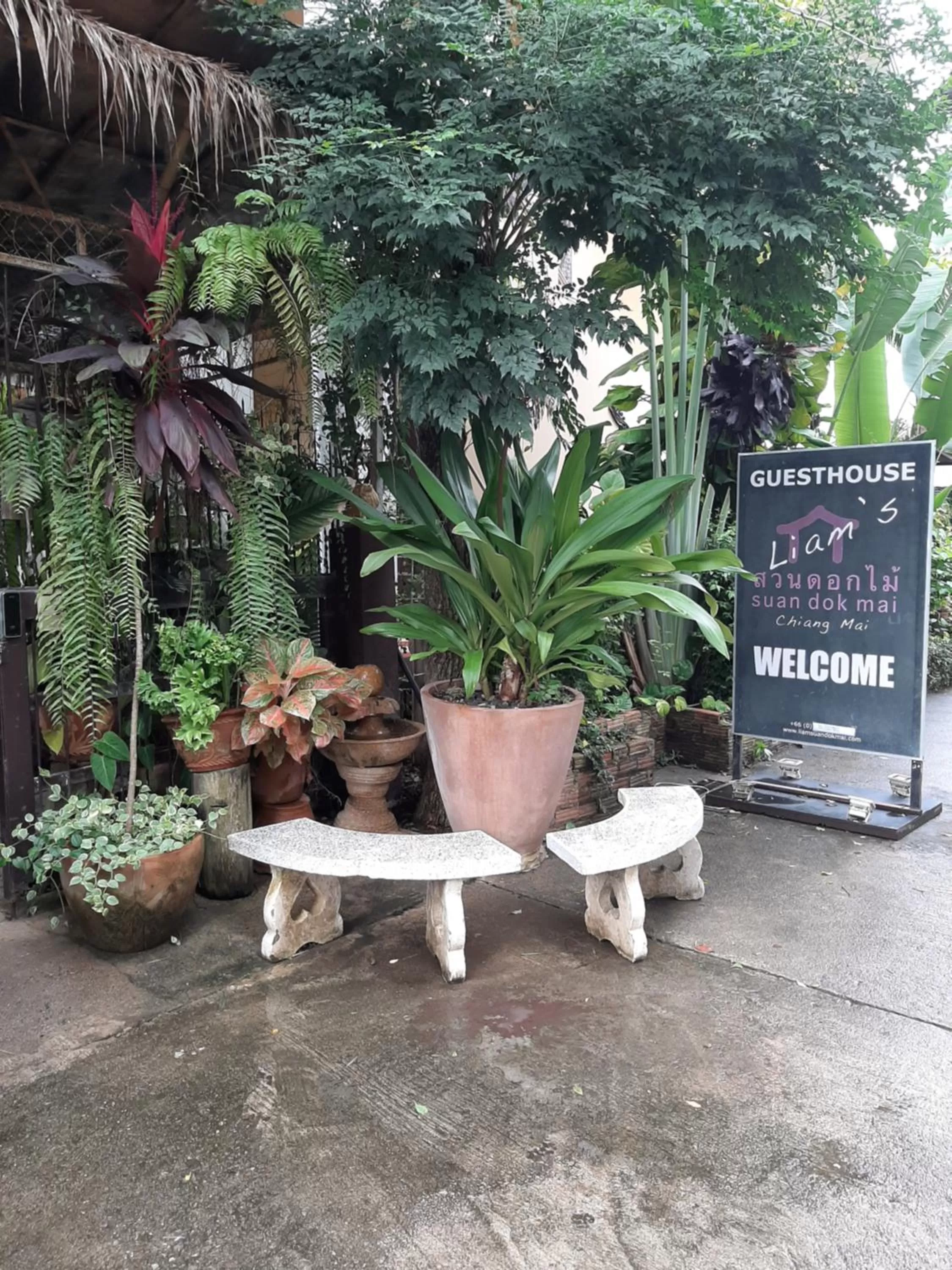 Facade/entrance in Liam's Guesthouse Adults Only