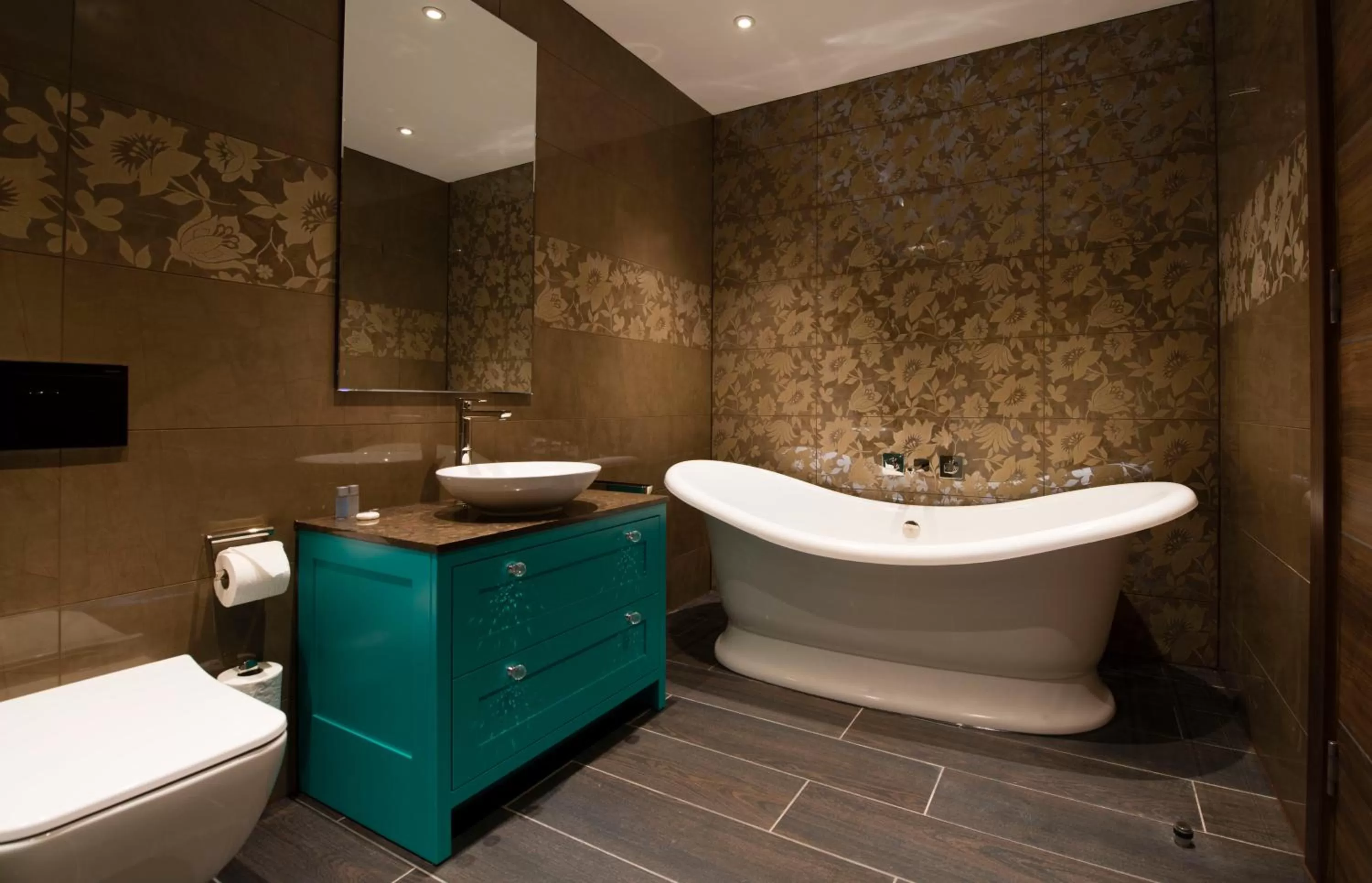 Bathroom in The Nottinghamshire Hotel & Golf Club