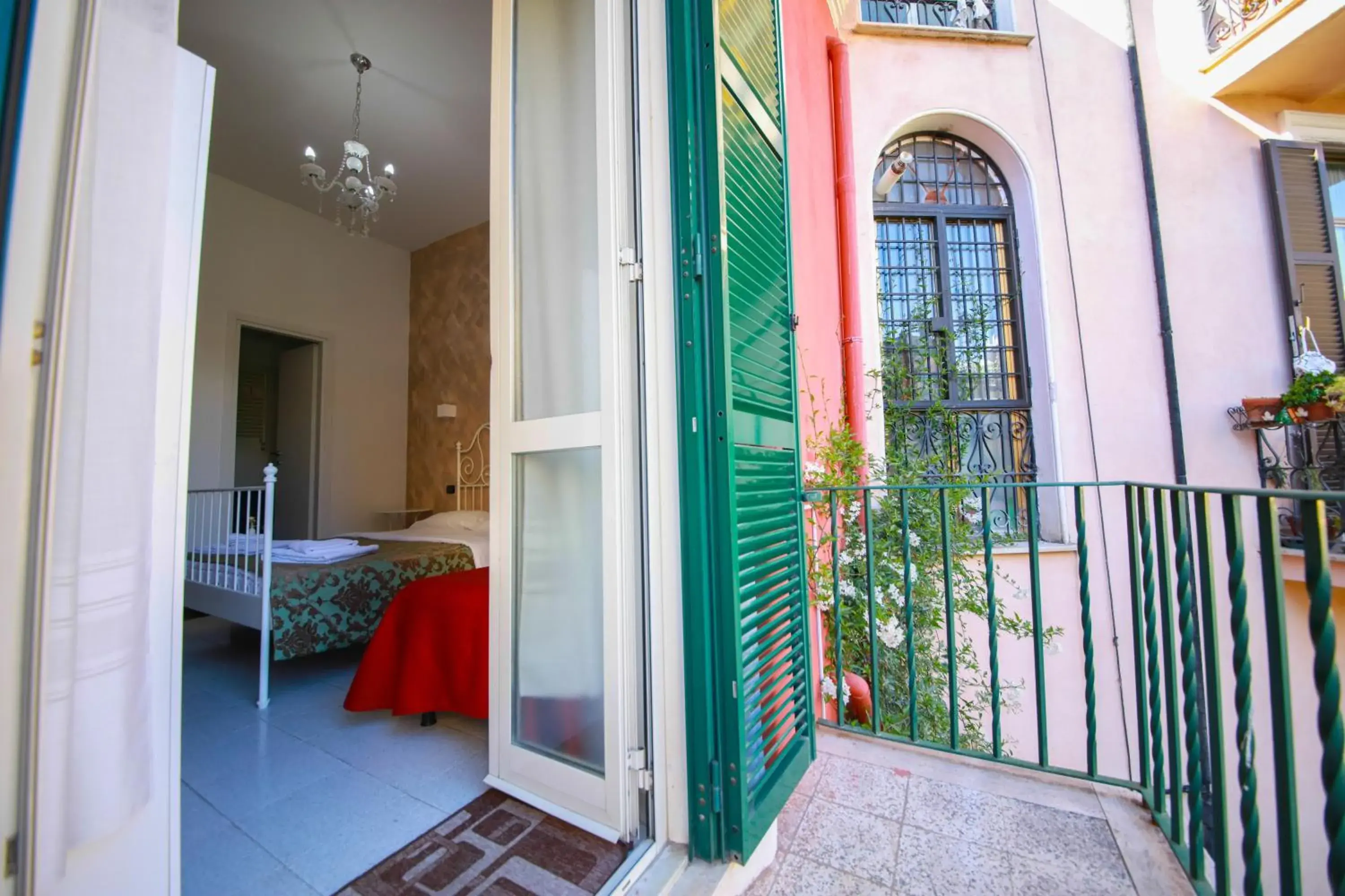 Triple Room with Balcony in Hotel Pisa Triple Room with Balcony in Hotel Pisa