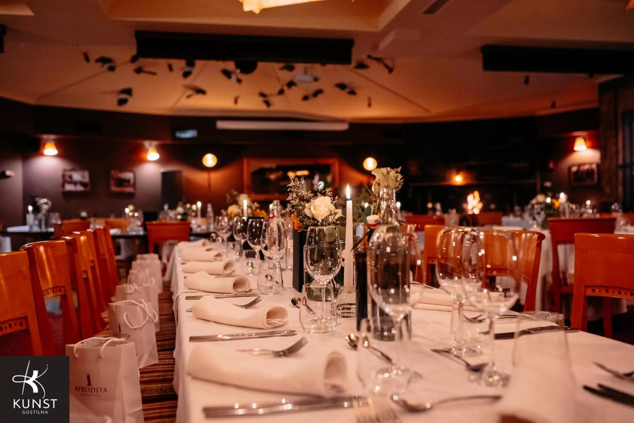 Food and drinks in Hotel Kunst