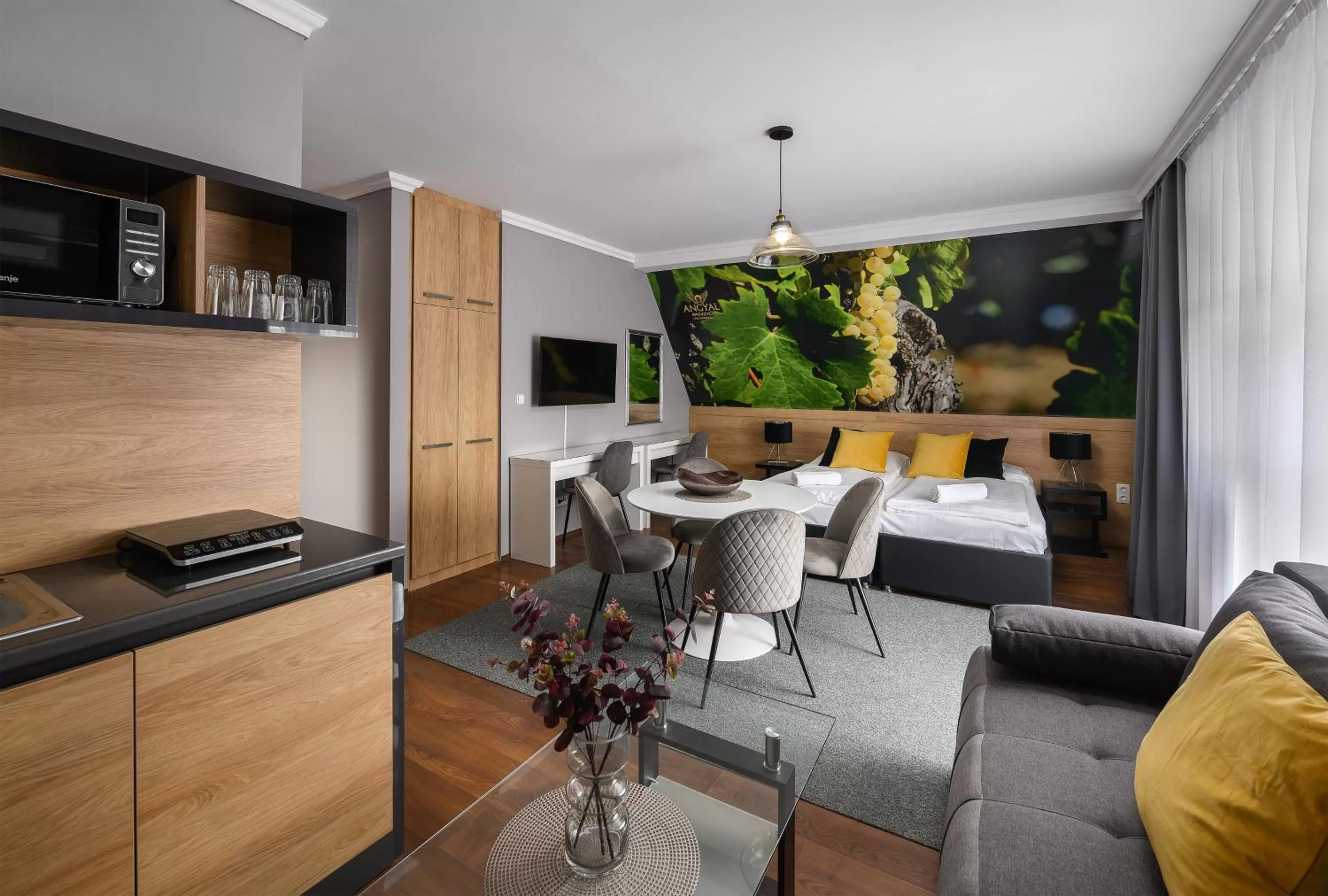 Bed, Seating Area in Angyal Panzió