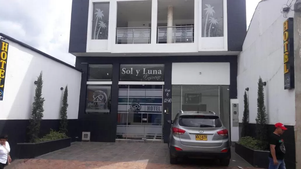Facade/Entrance in Hotel sol y Luna
