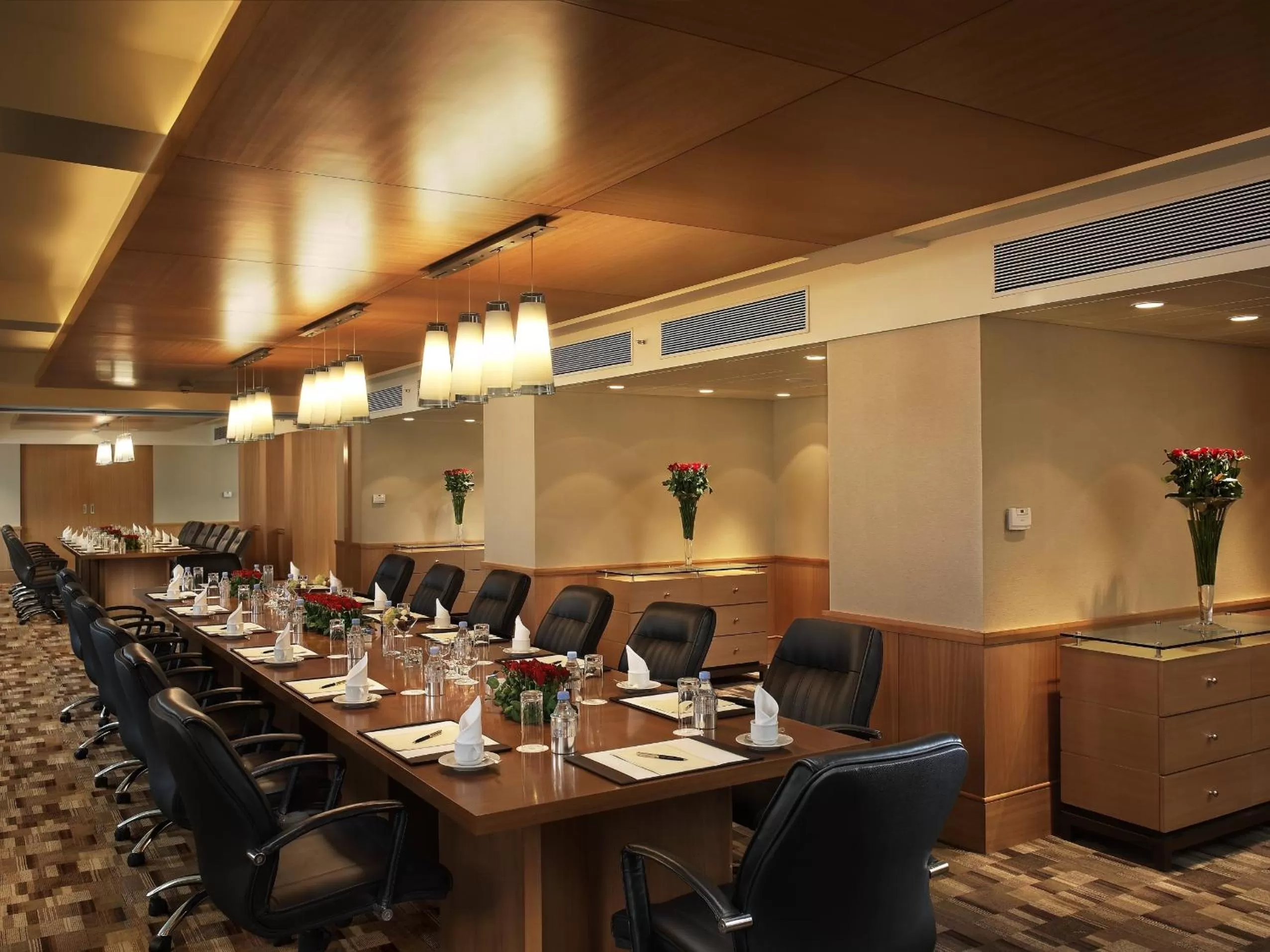 Business facilities in The Leela Mumbai