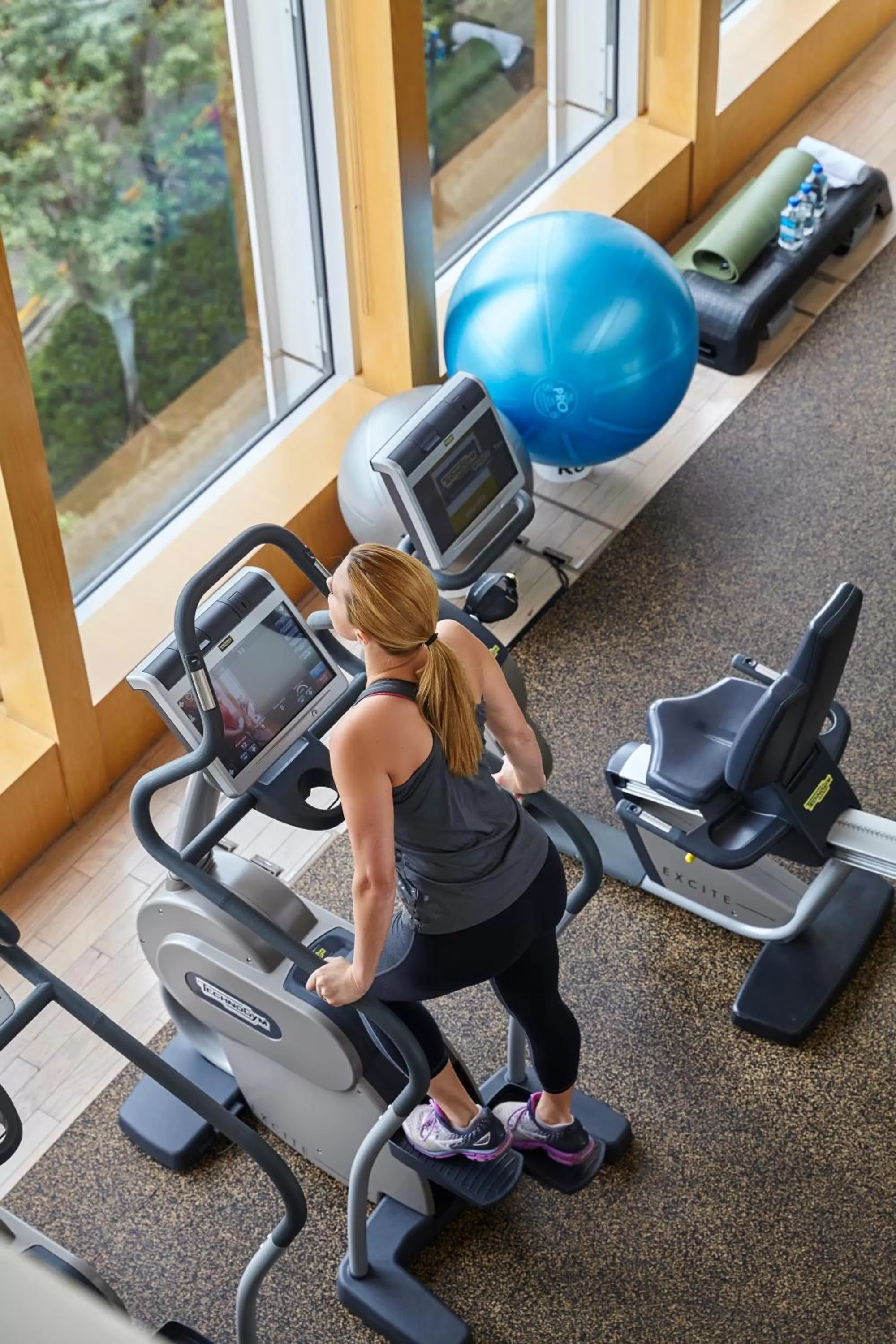 Fitness centre/facilities in Four Seasons Hotel Hong Kong