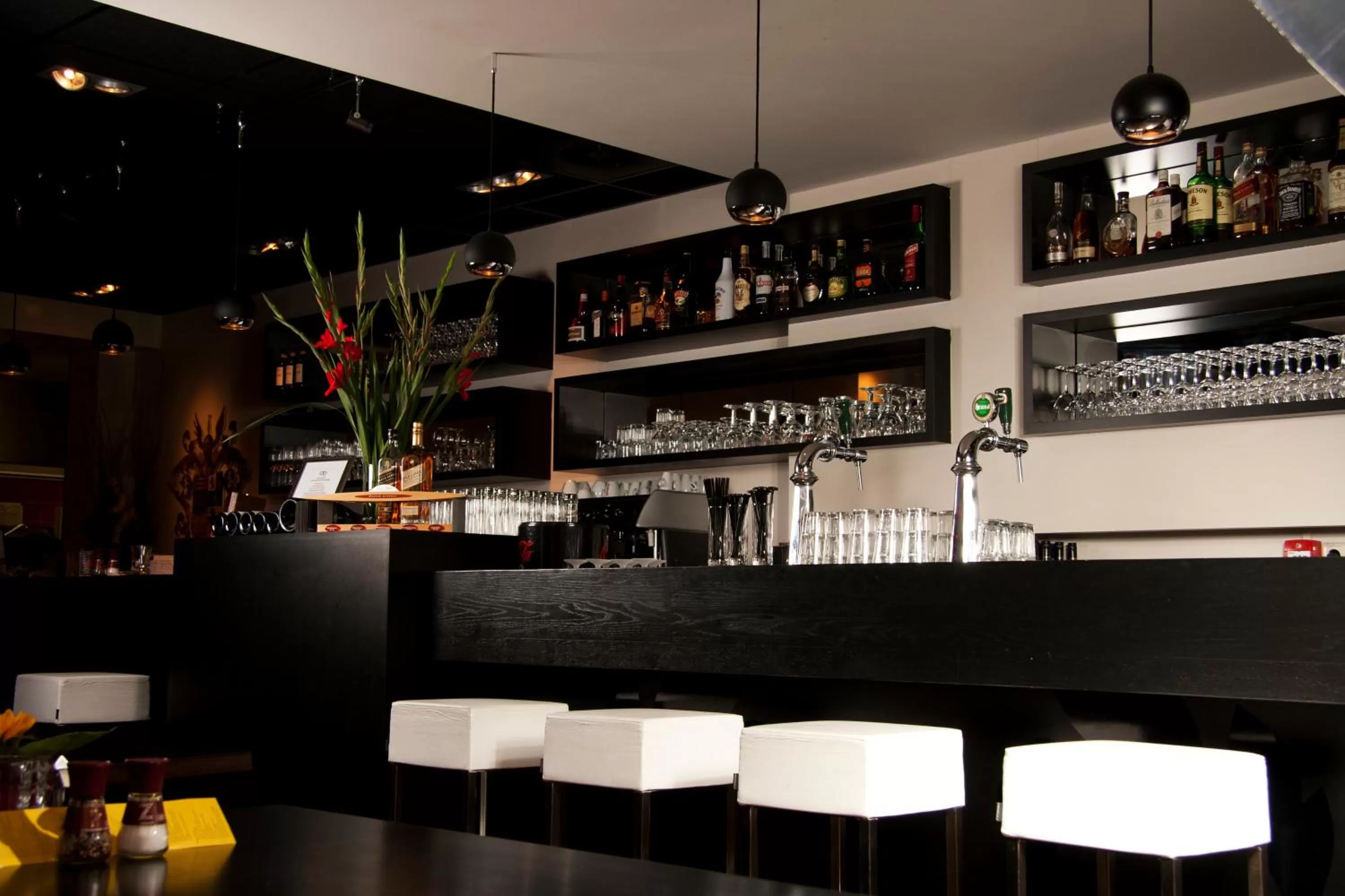 Restaurant/places to eat in Hotel Benno