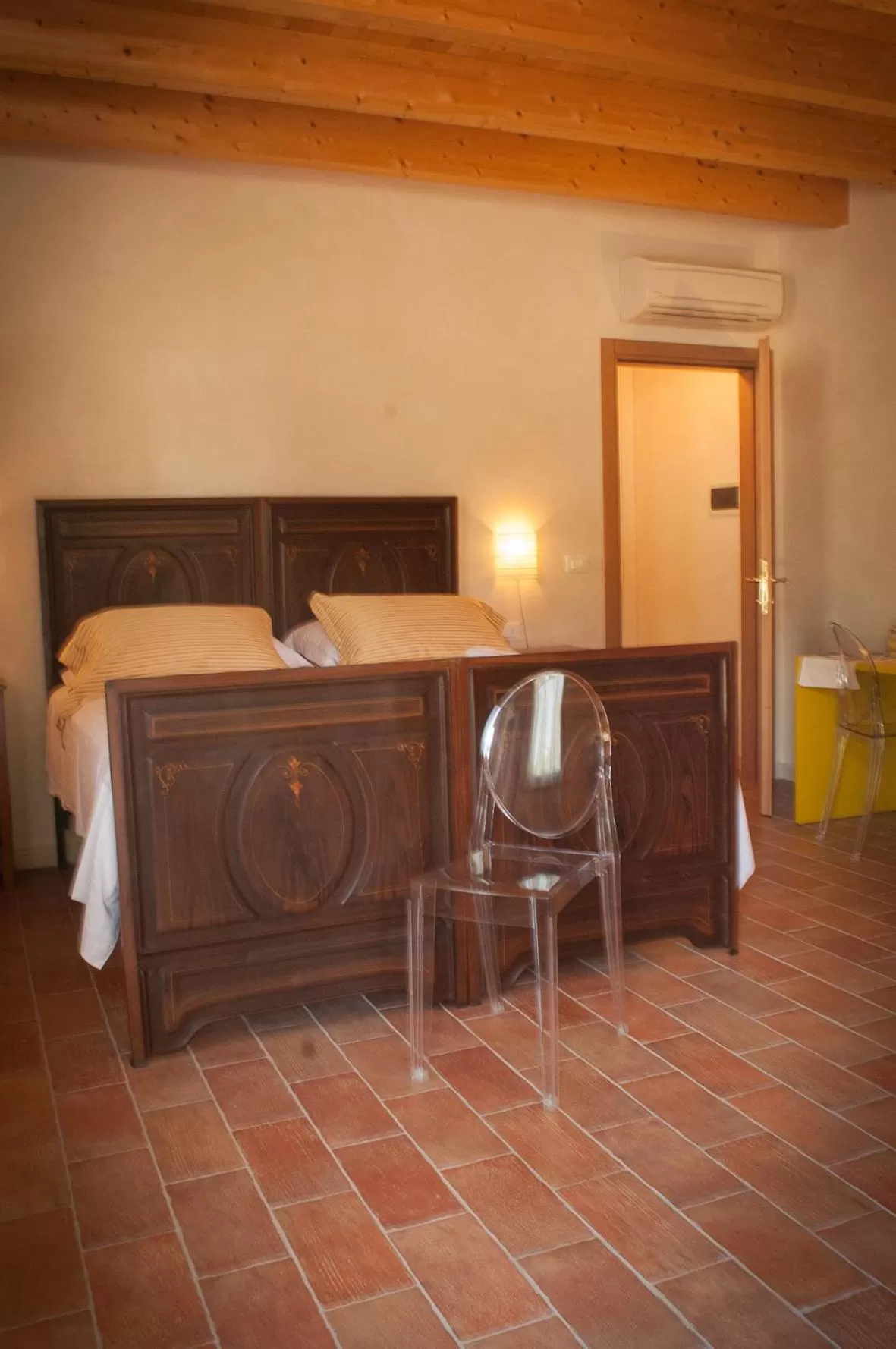 Photo of the whole room, Bed in L'Isolo b&b e case vacanza
