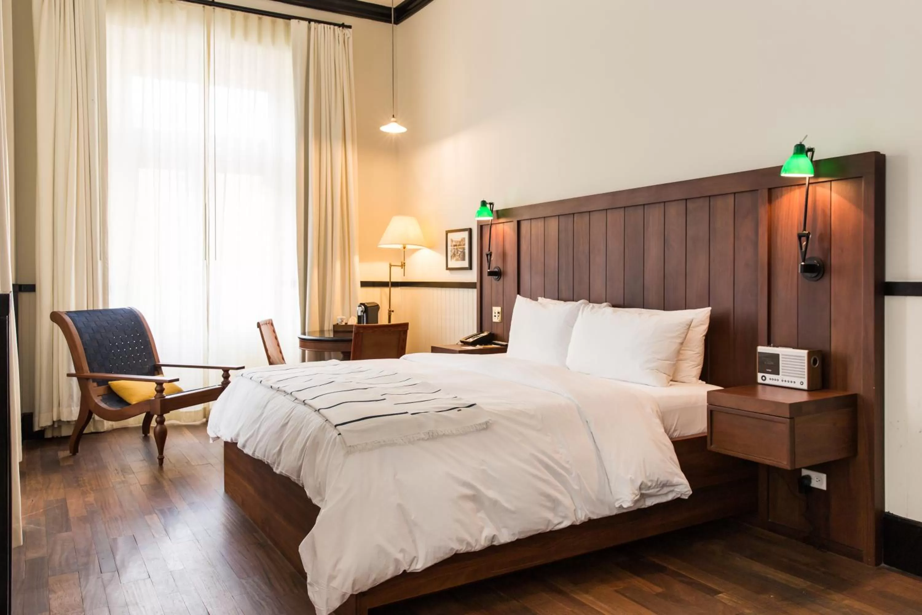 Photo of the whole room, Bed in American Trade Hotel