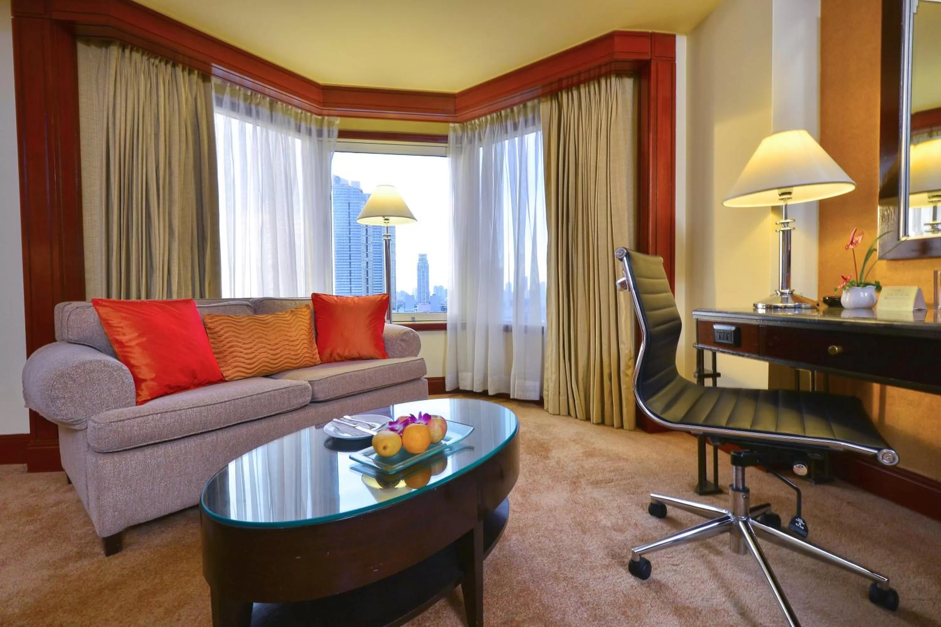 TV and multimedia in Diamond Hotel Philippines