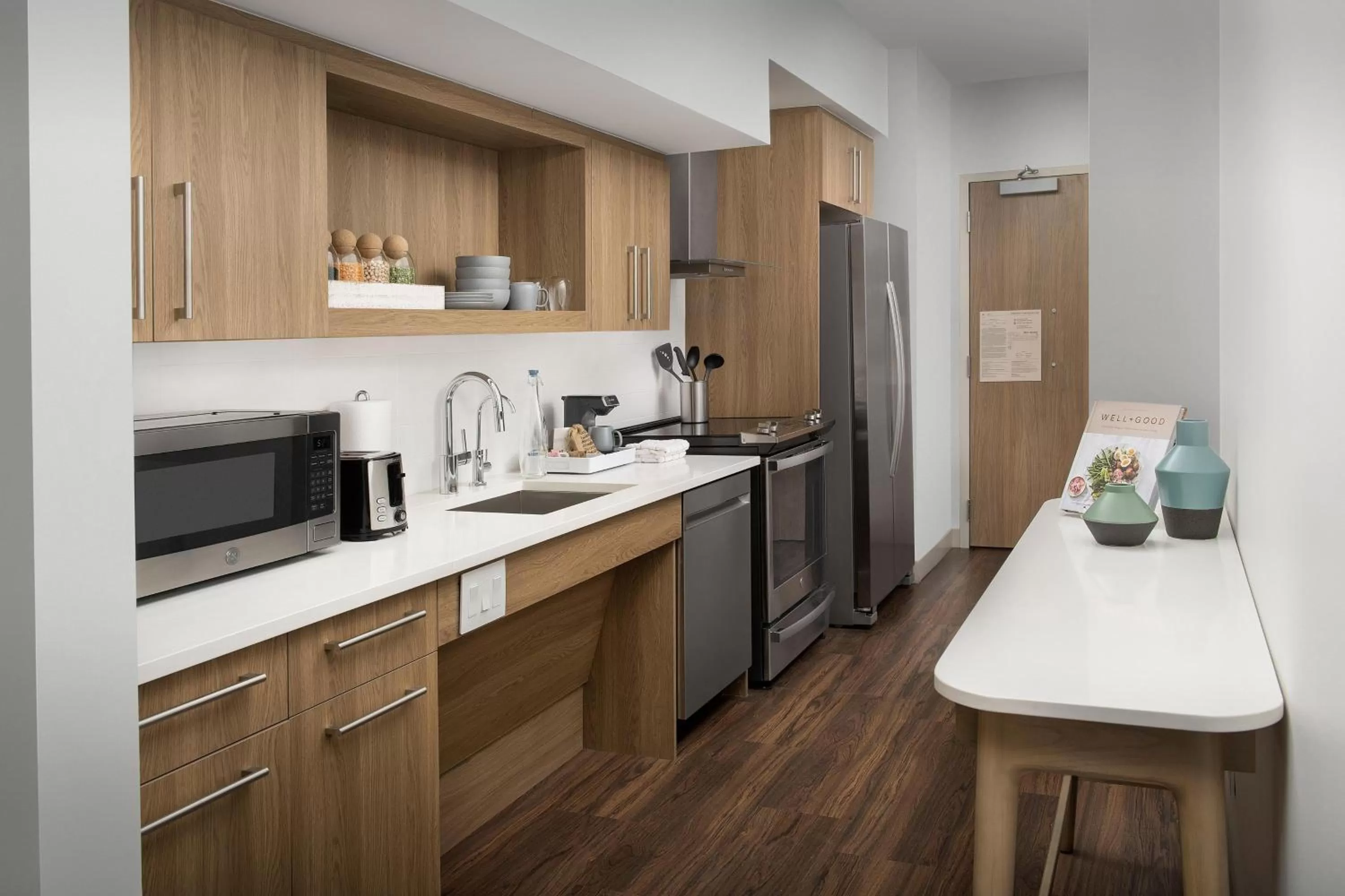 Kitchen or kitchenette in Element Jacksonville Beach