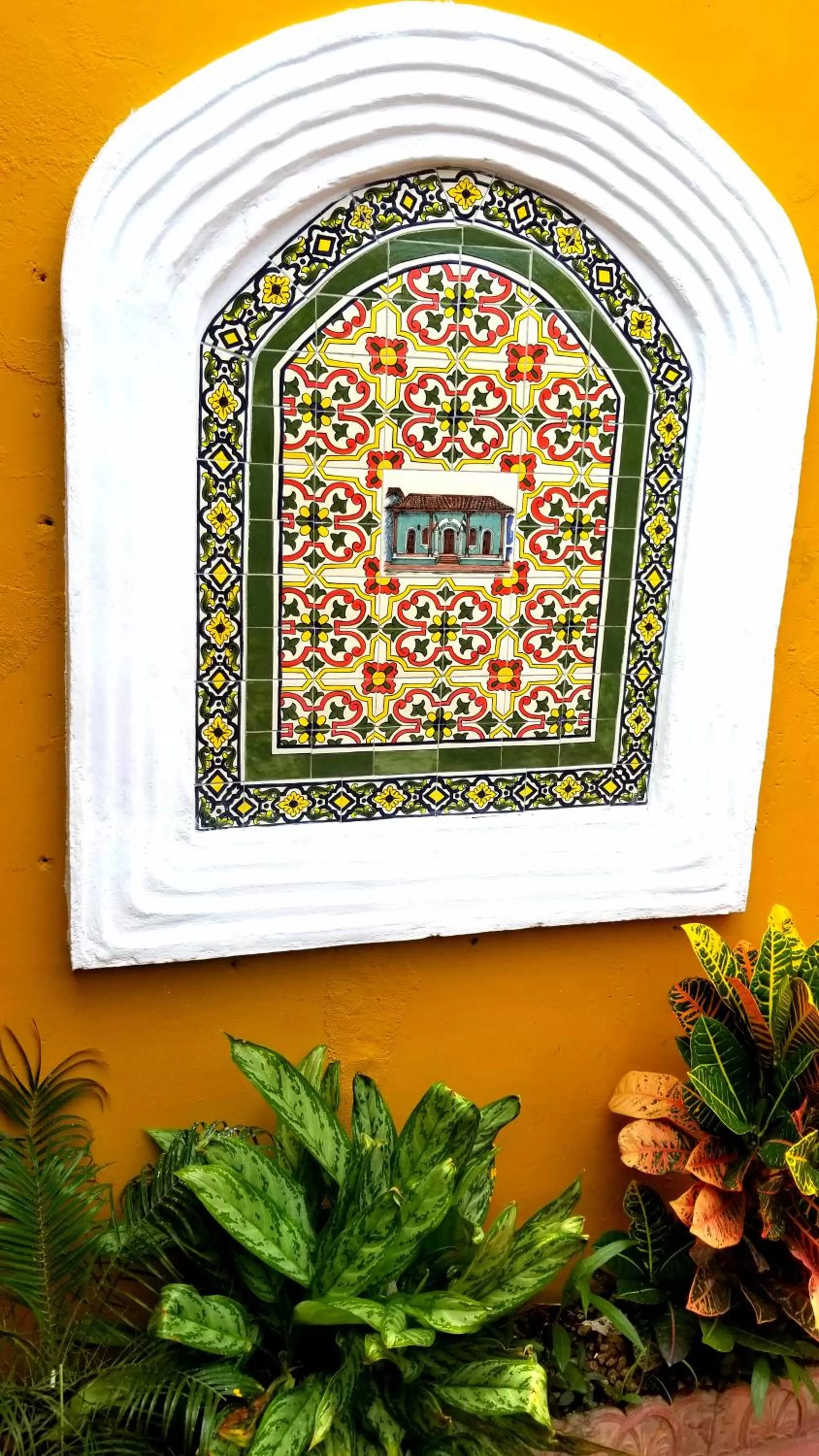 Decorative detail in Casa del Agua