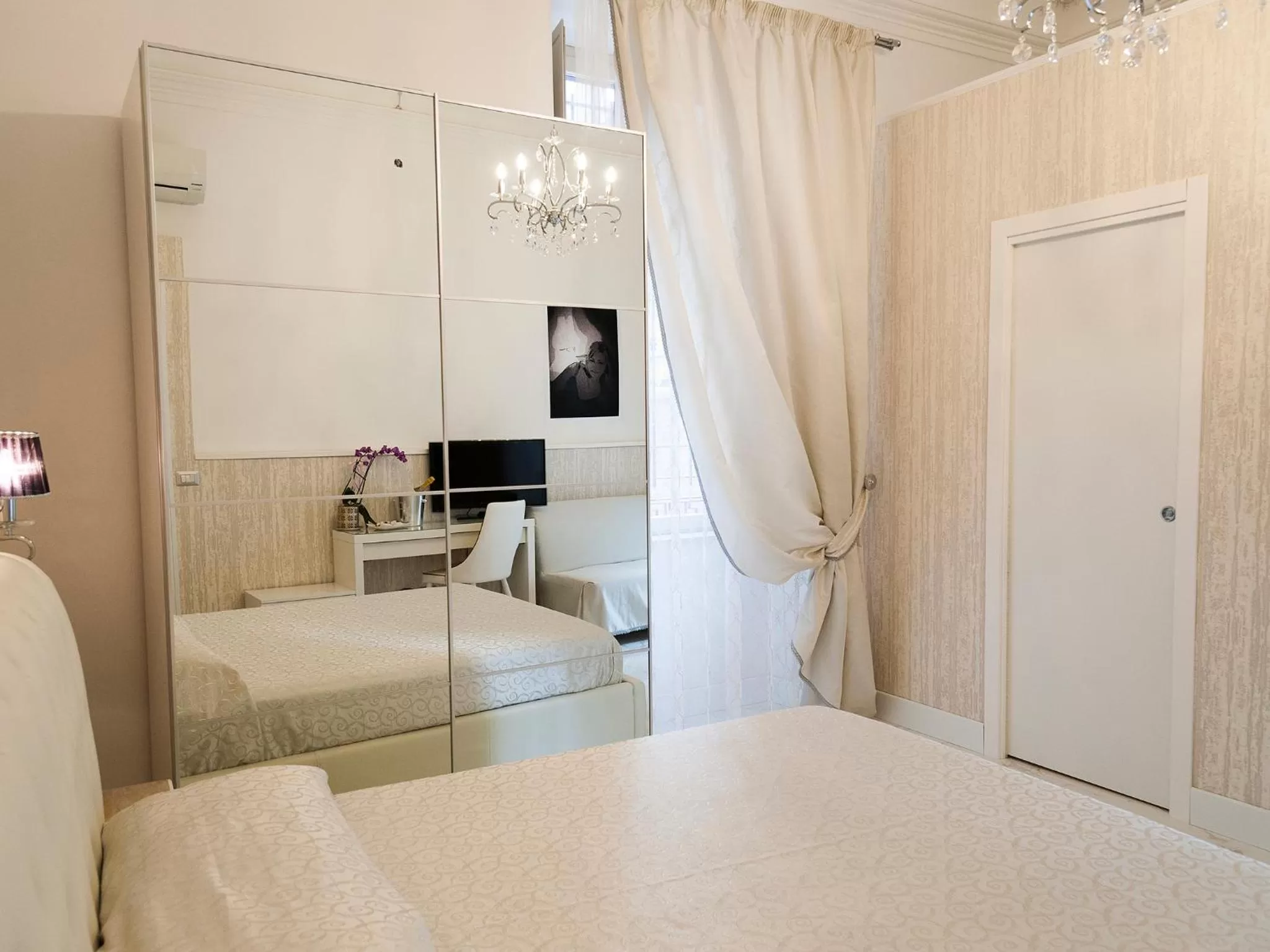 Photo of the whole room in La Dimora Del Marchese