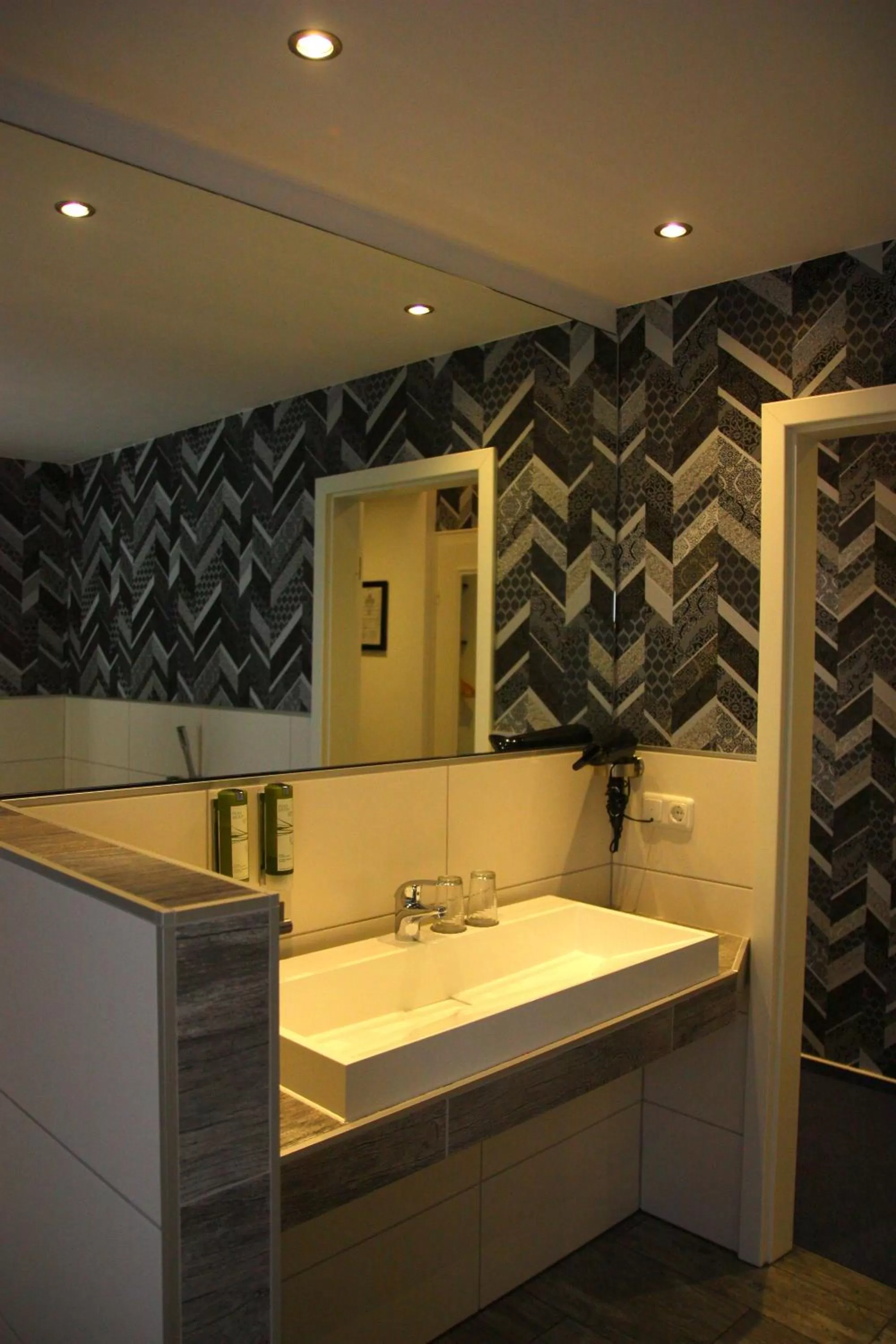 Bathroom in Hotel am Schloss