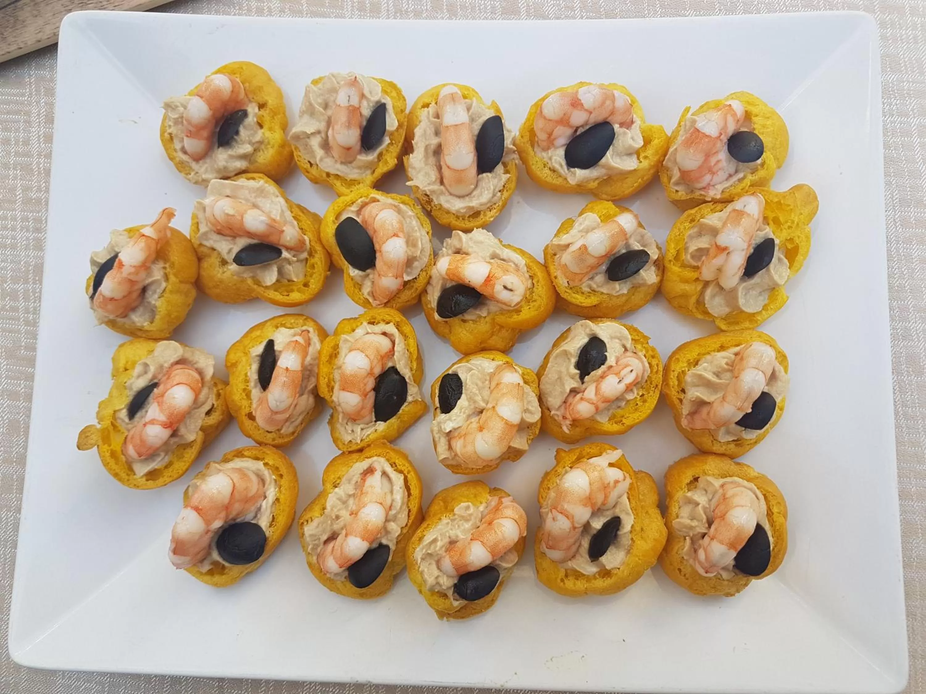 Restaurant/places to eat in Hotel Du Soleil