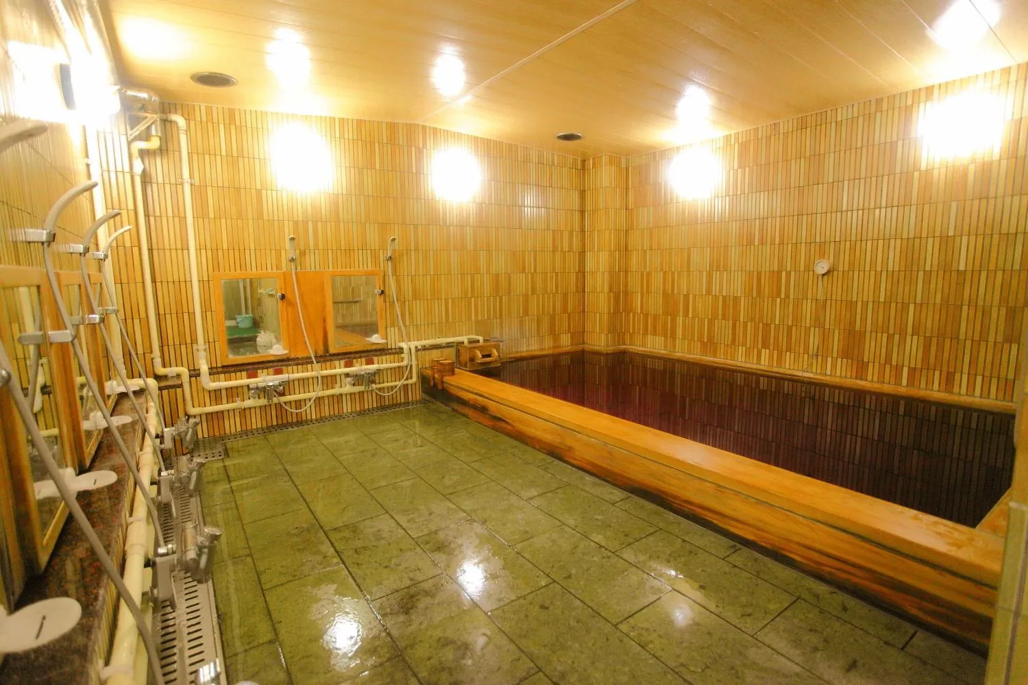 Bathroom in Hotel Marutani