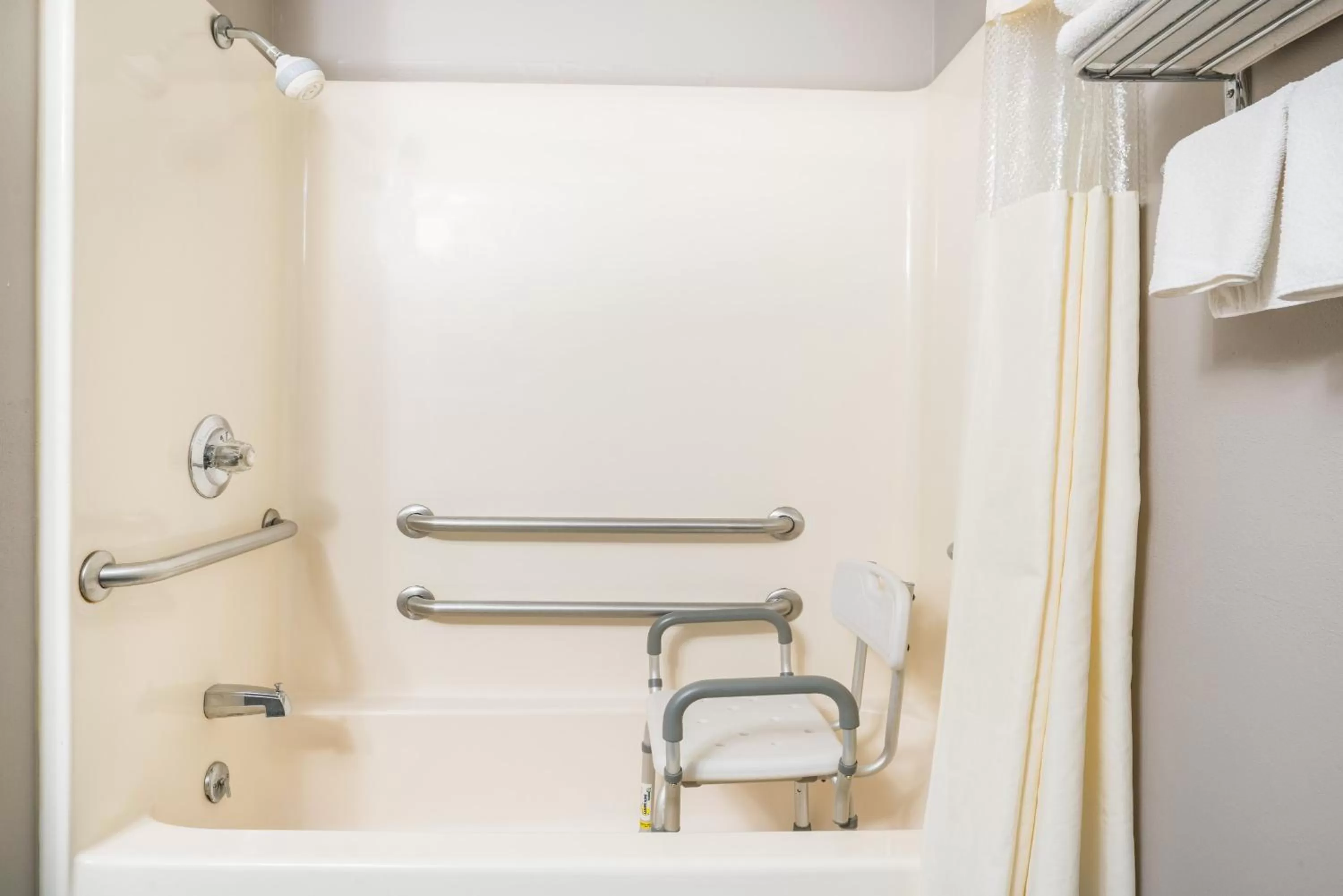 Bathroom in Days Inn & Suites by Wyndham Wausau