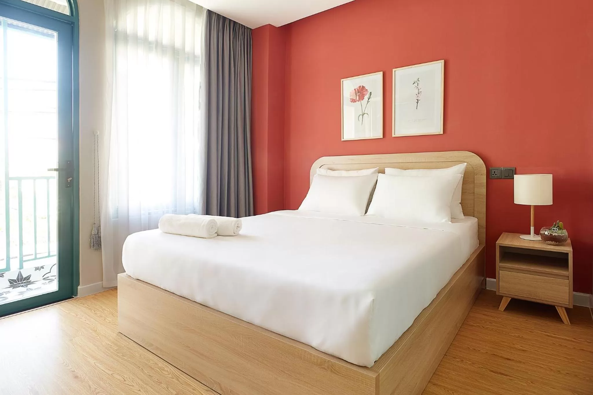 Photo of the whole room, Bed in Larimar Villas Cô Giang