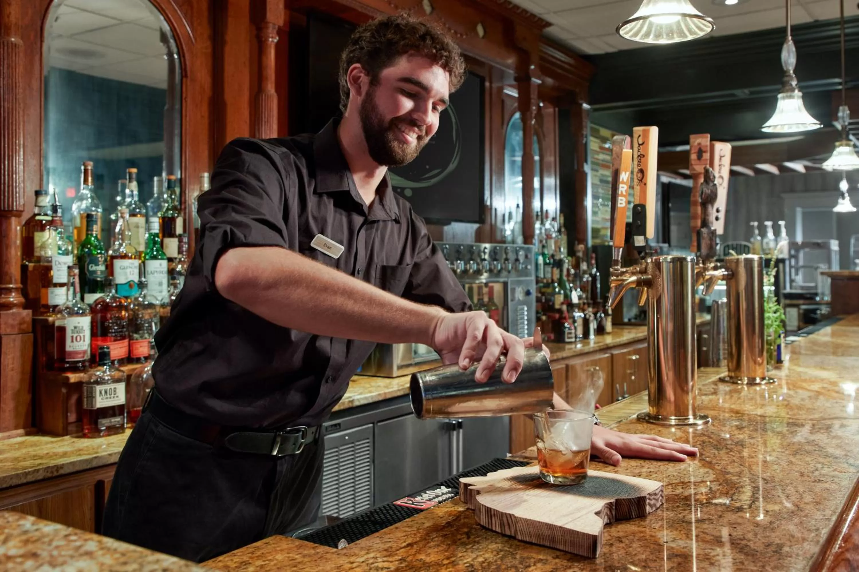 Lounge or bar in Ohio University Inn and Conference Center