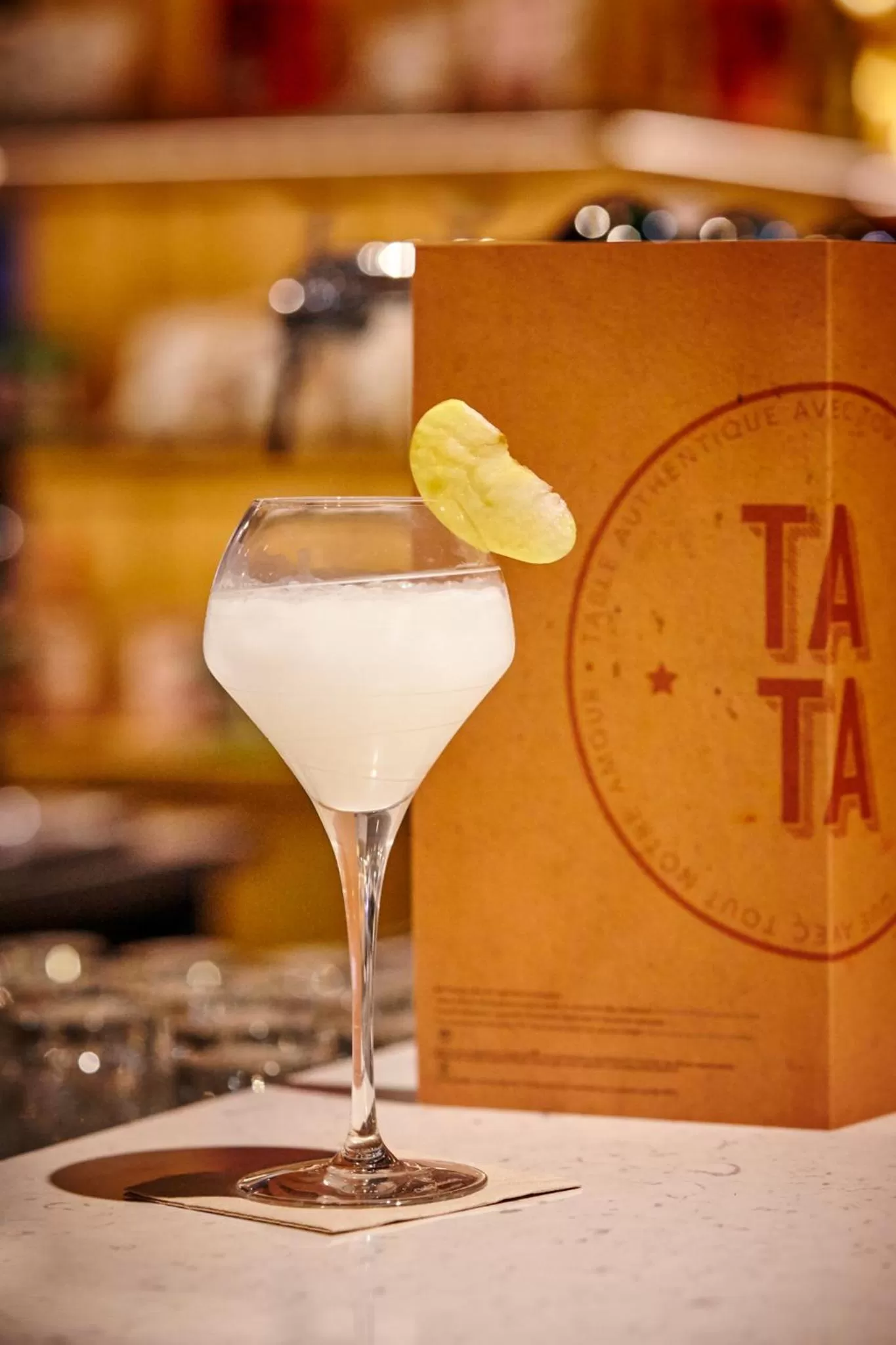 Lounge or bar in Mercure Paris Orly Airport