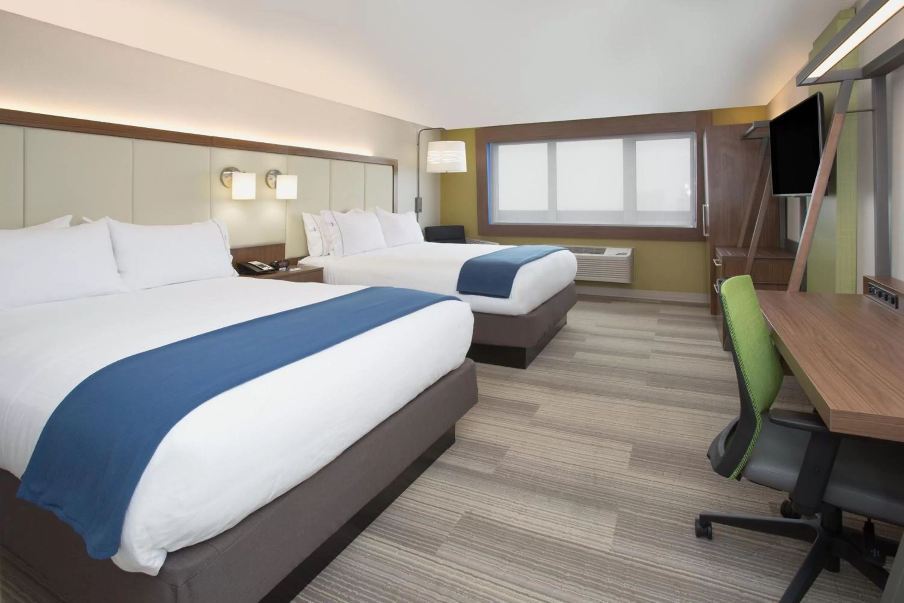Bedroom, Bed in Holiday Inn Express & Suites Nashville North - Springfield by IHG