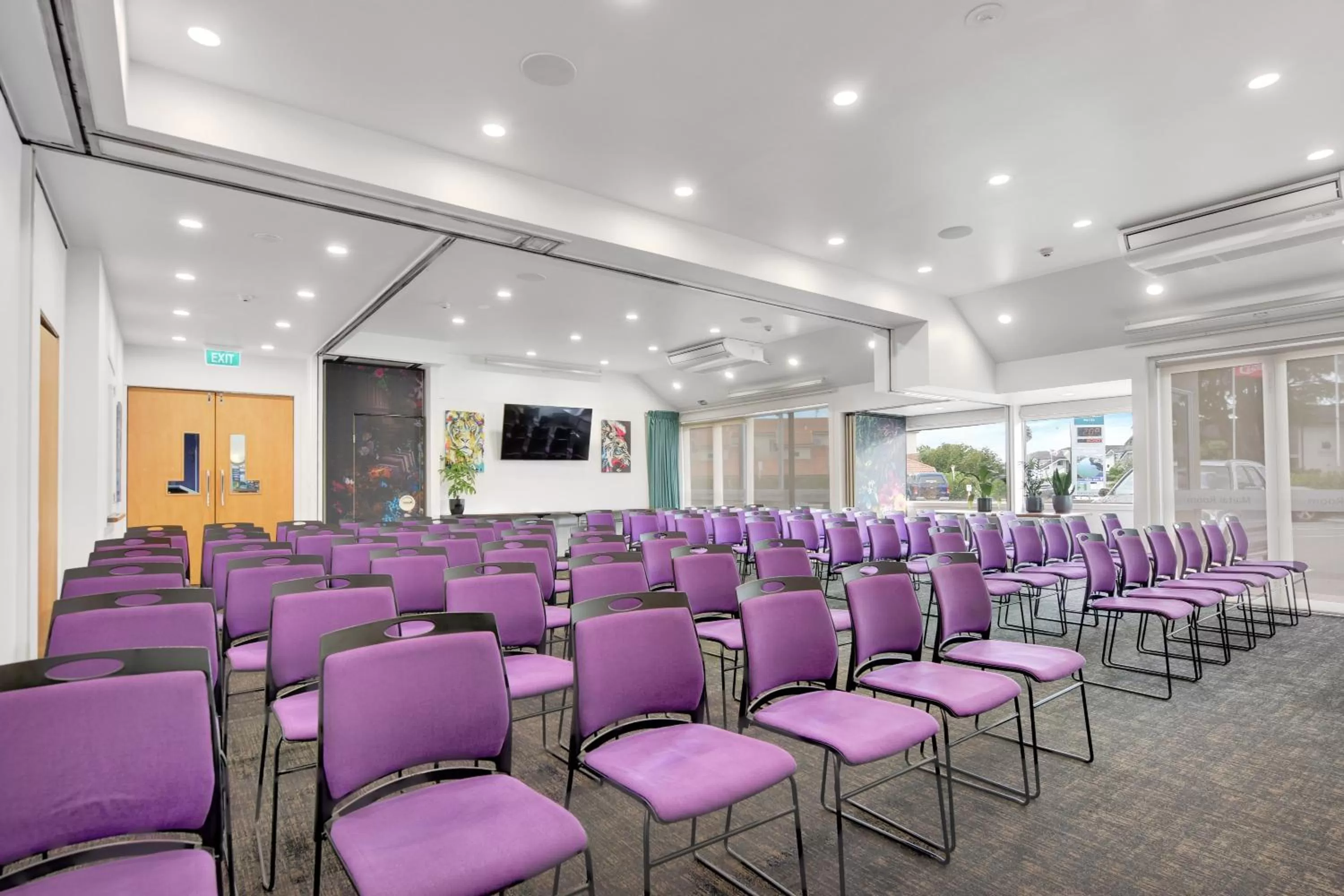 Meeting/conference room in Tides Hotel