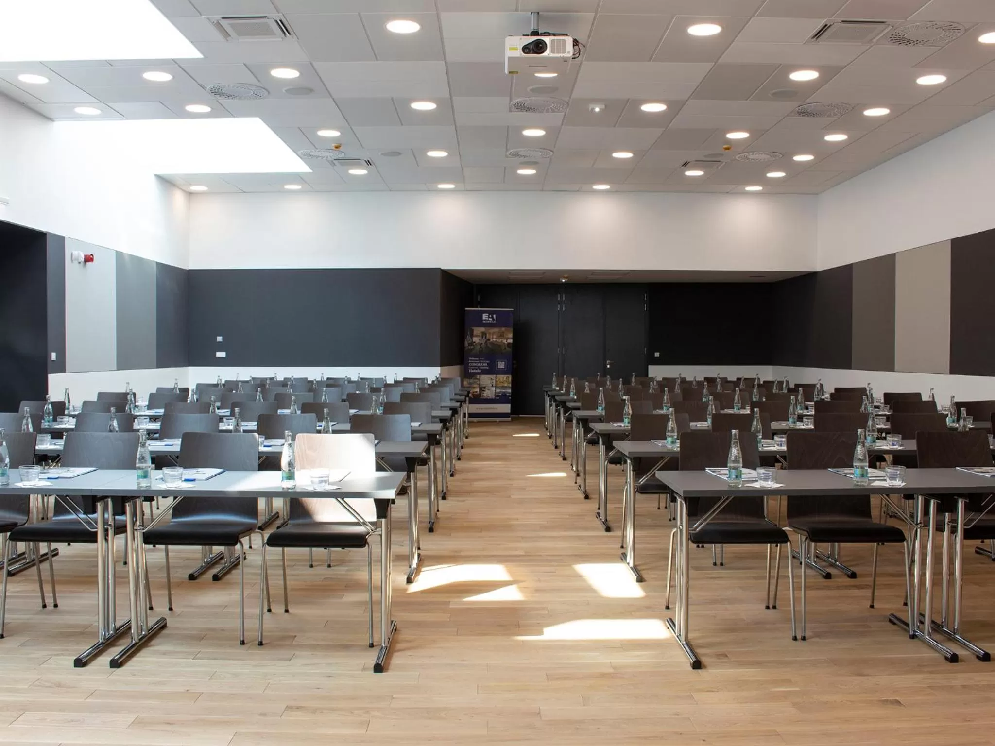 Business facilities in Hotel TAMMEL
