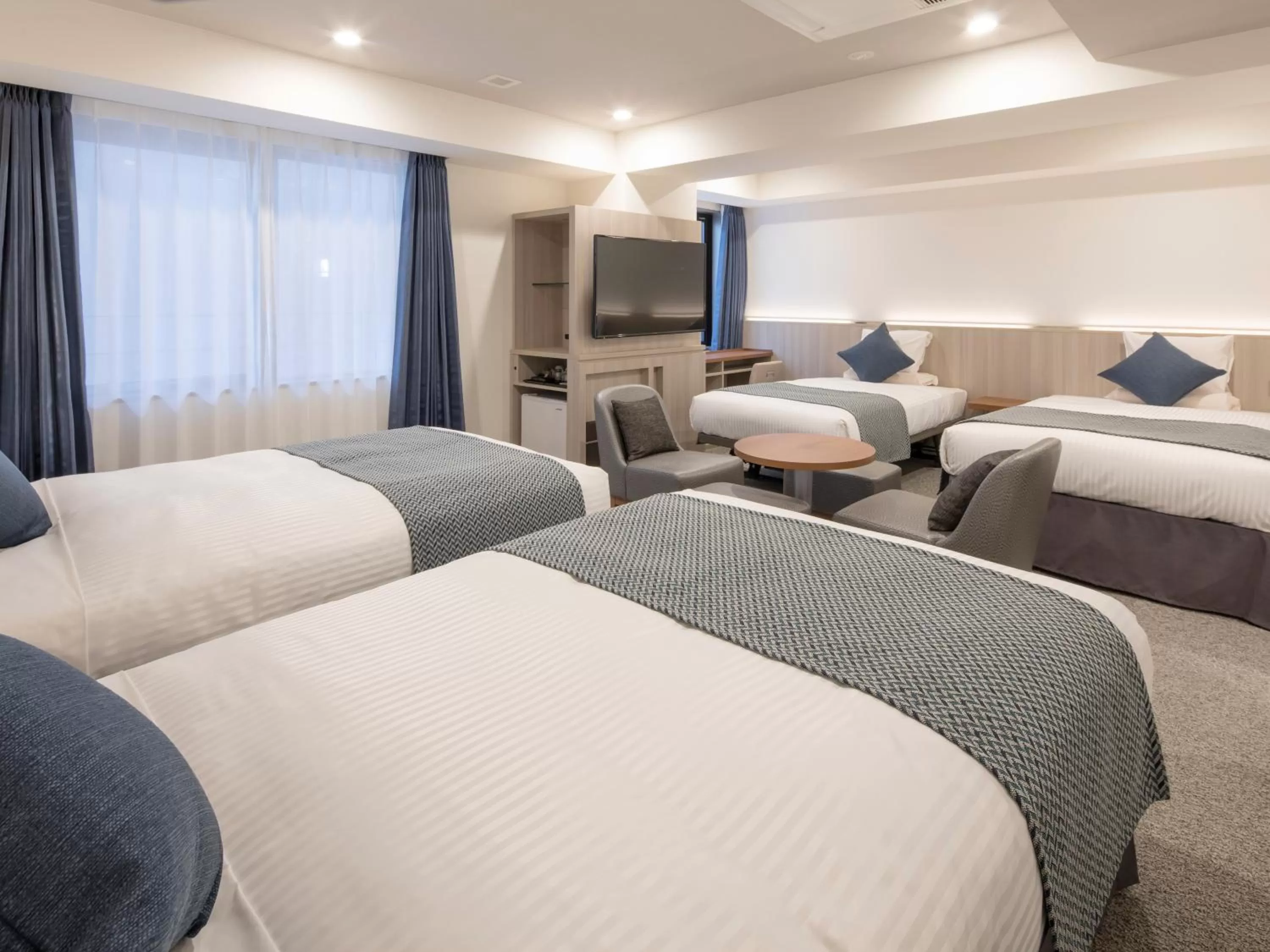 Photo of the whole room, Bed in HOTEL MYSTAYS Midosuji Honmachi