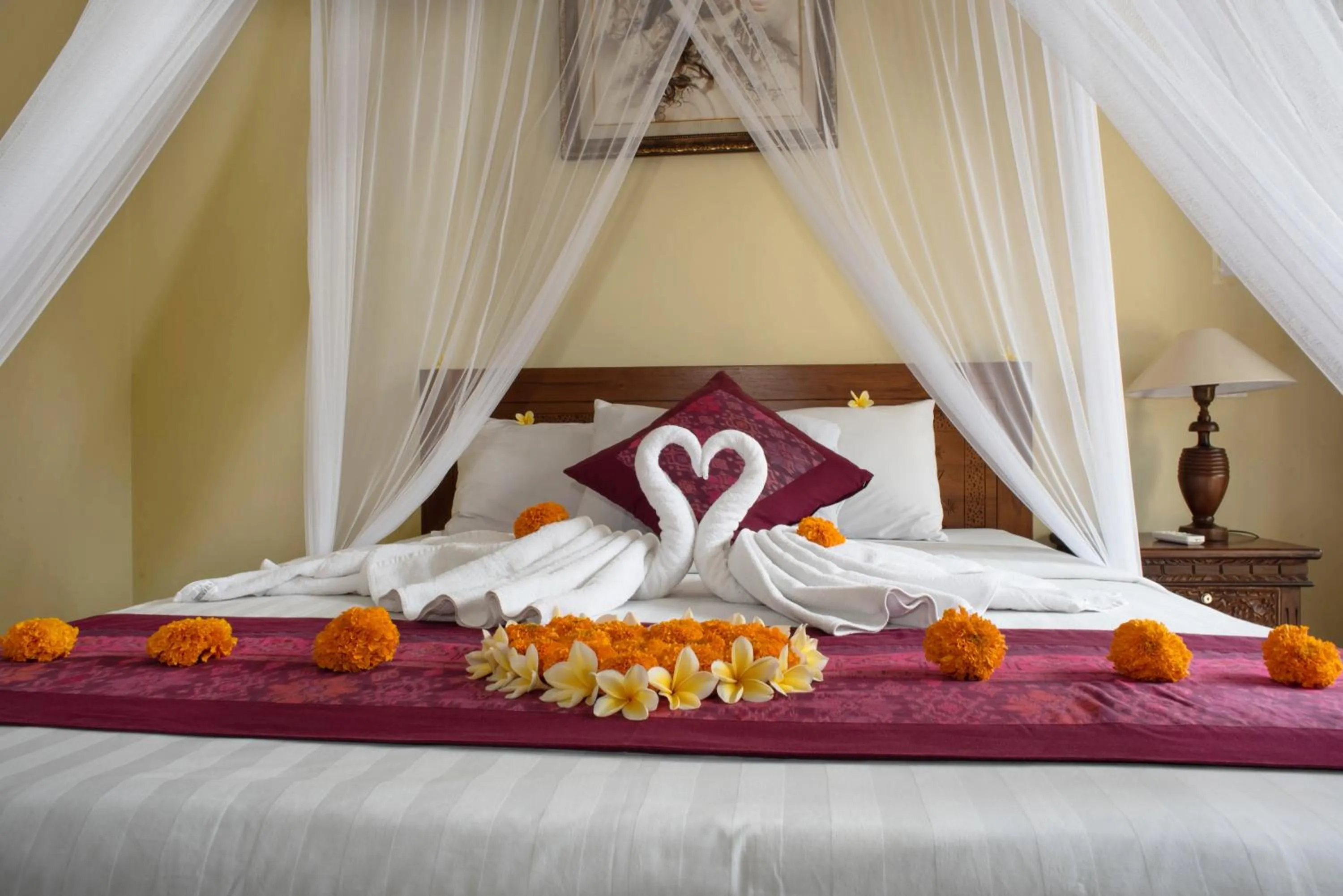 Bed in Suparsa's Homestay