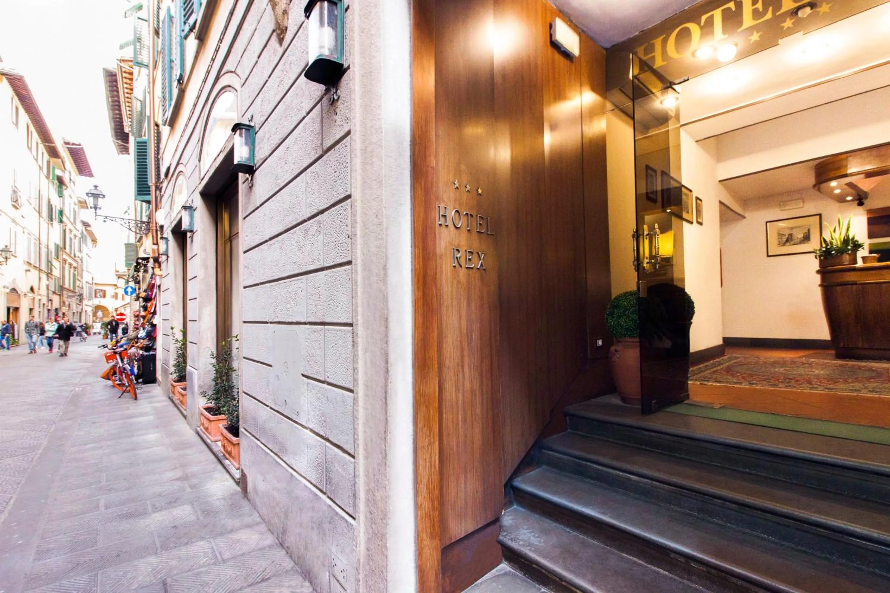 Property building in Hotel Rex