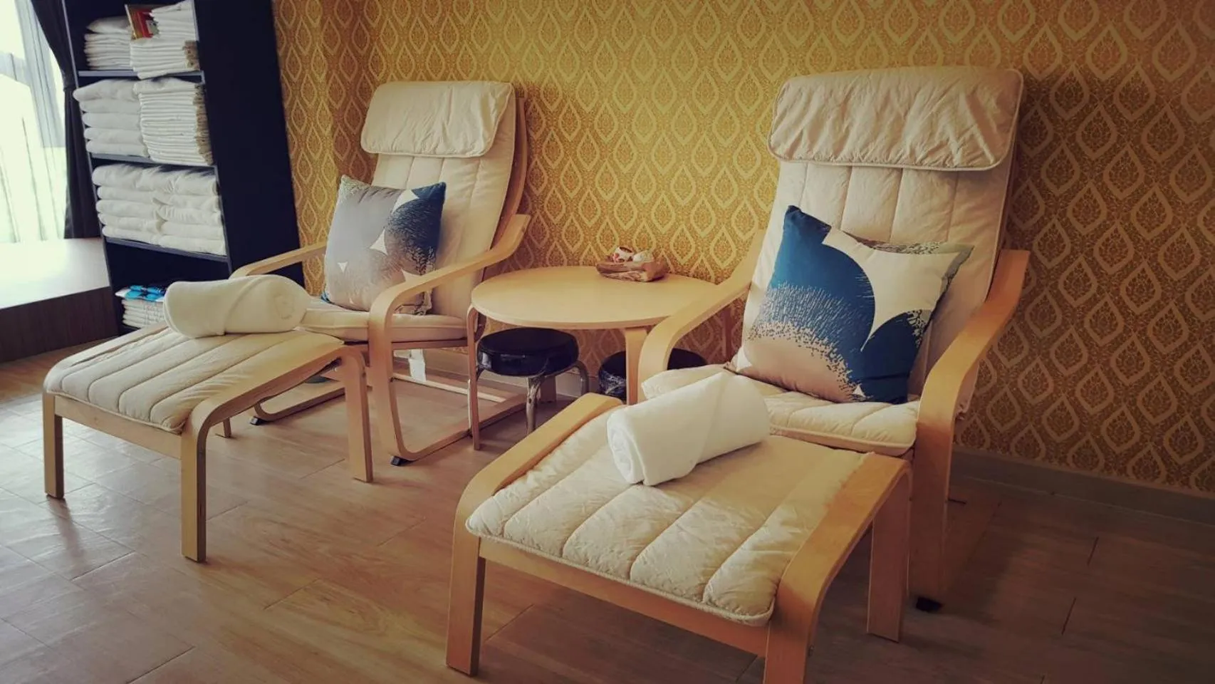 Massage in The Xtreme Suites