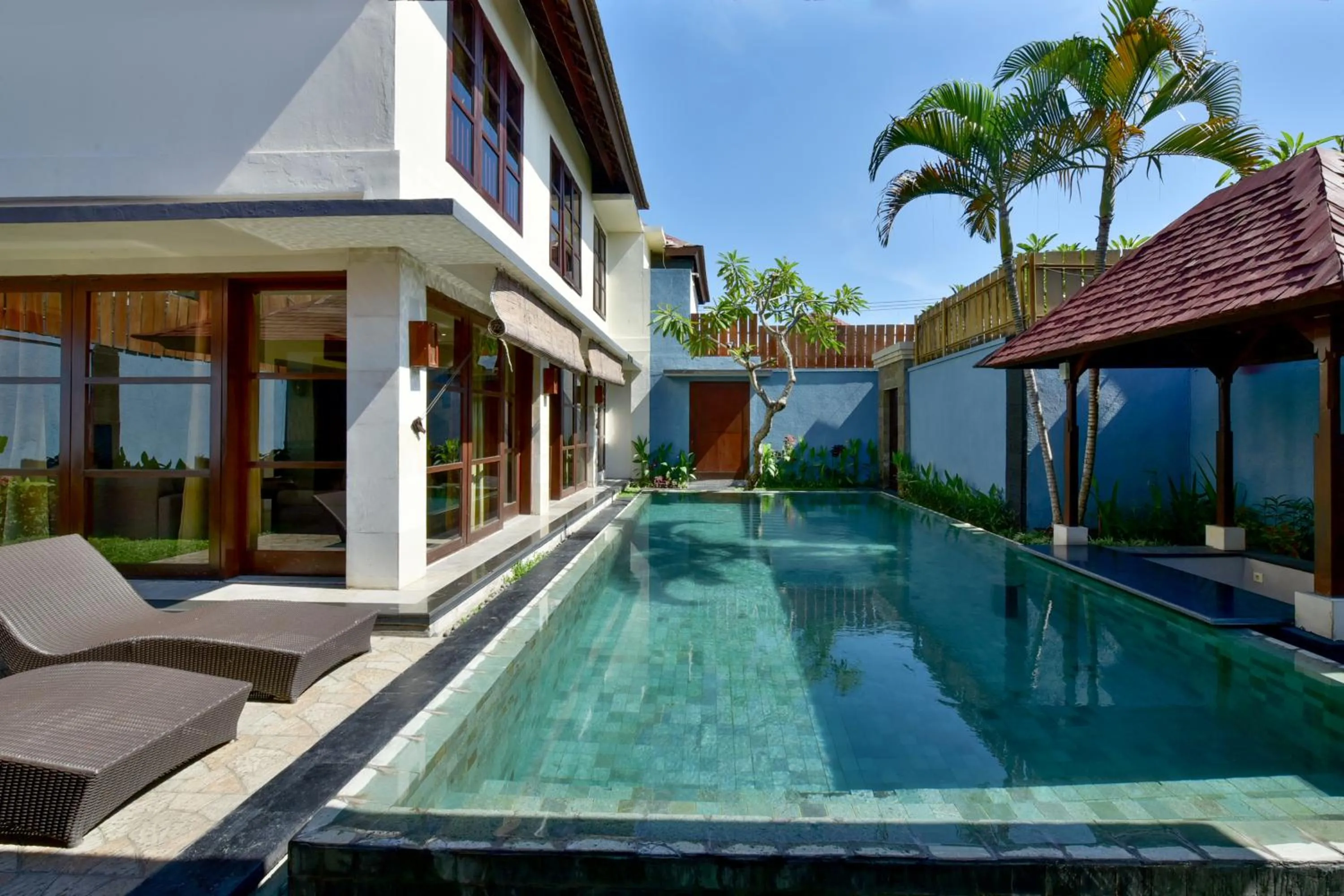 The Khayangan Dreams Villa Umalas